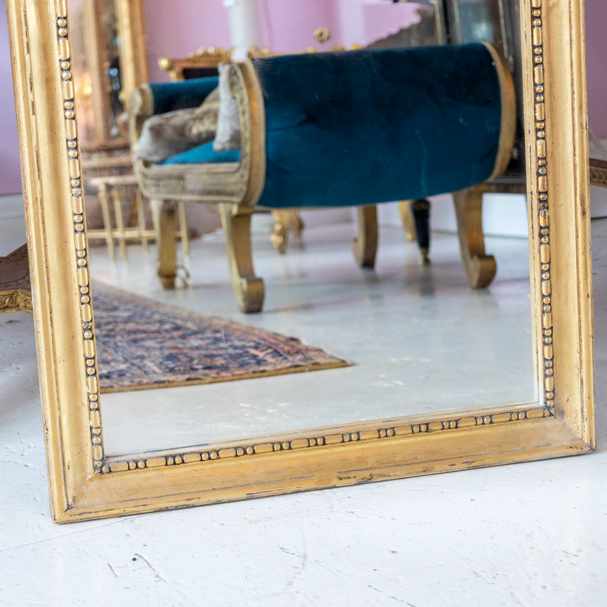 Louis XV Gilded Mirror – Carved Floral Garland & Ribbon Heart Crest - Image 4
