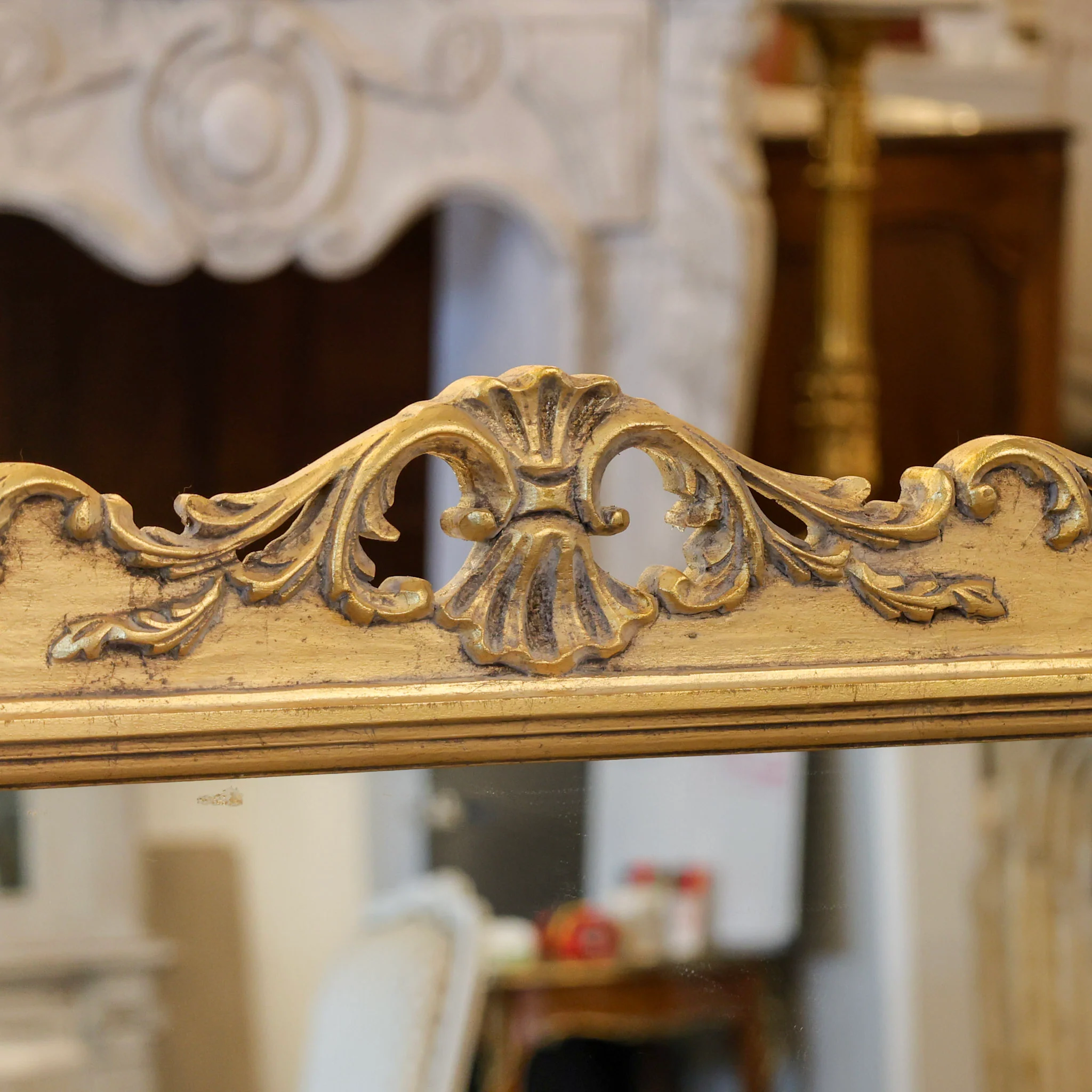 Louis XV Gilded Mirror – Shell Crest with Carved Scrollwork - Image 5