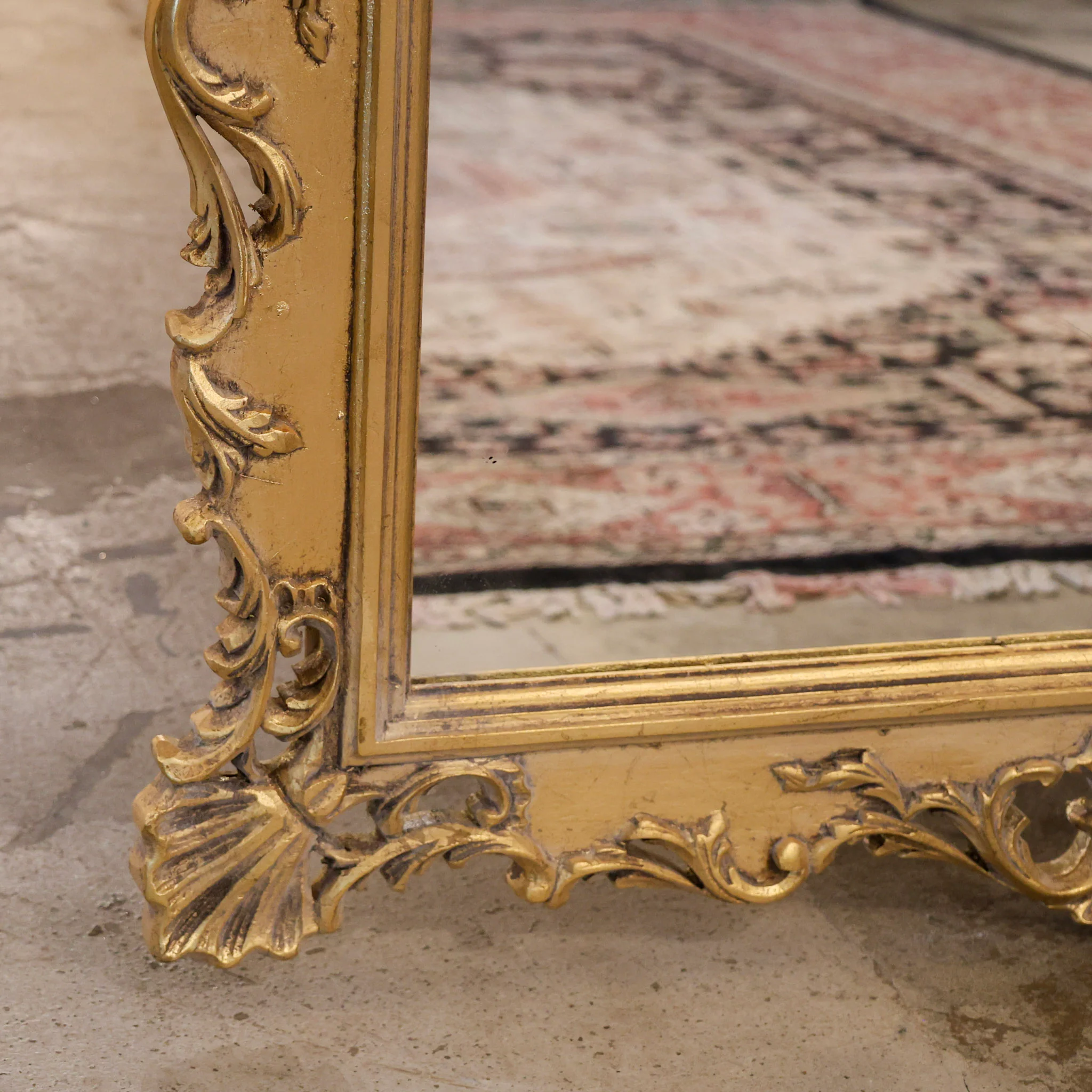 Louis XV Gilded Mirror – Shell Crest with Carved Scrollwork - Image 7