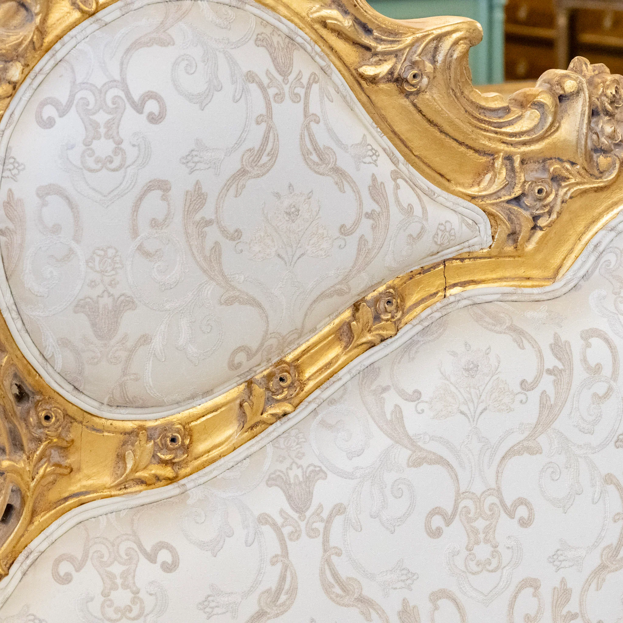 Louis XV Gilded Ornate Sofa – White Silk-Weave Upholstery with Carvings - Image 13