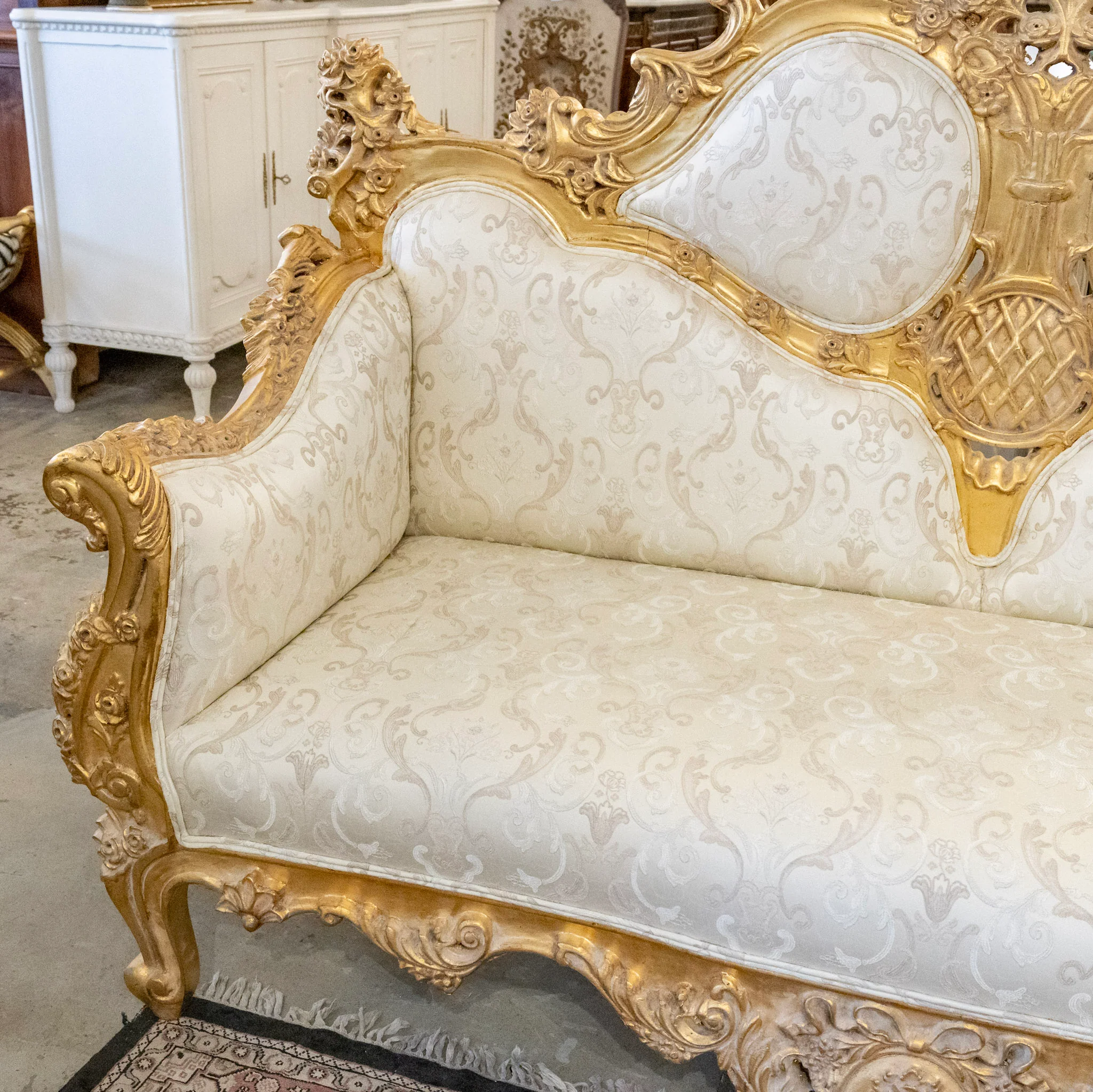 Louis XV Gilded Ornate Sofa – White Silk-Weave Upholstery with Carvings - Image 3