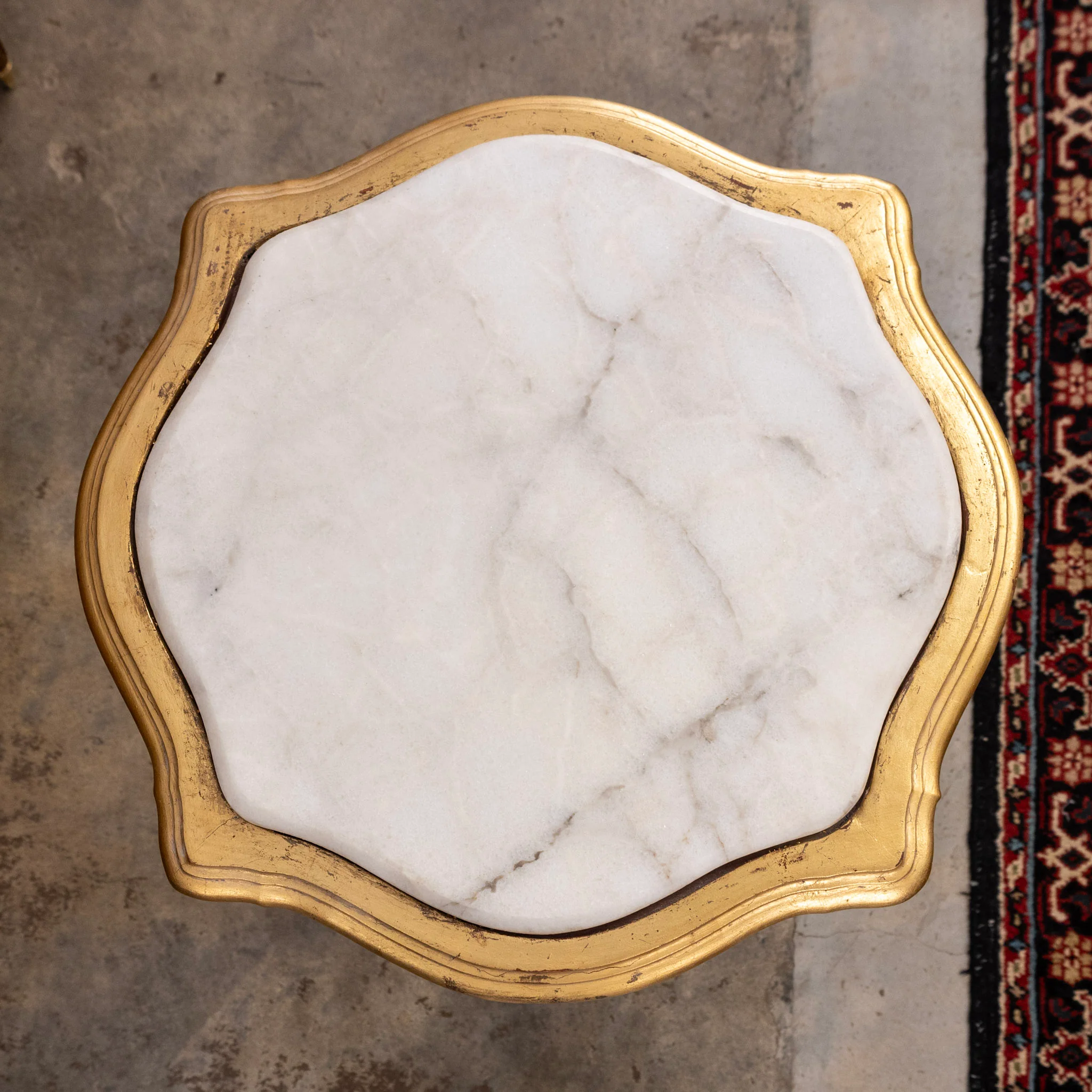 Louis XV Gilded Side Table – Carved Shell & White Marble Top - Image 5