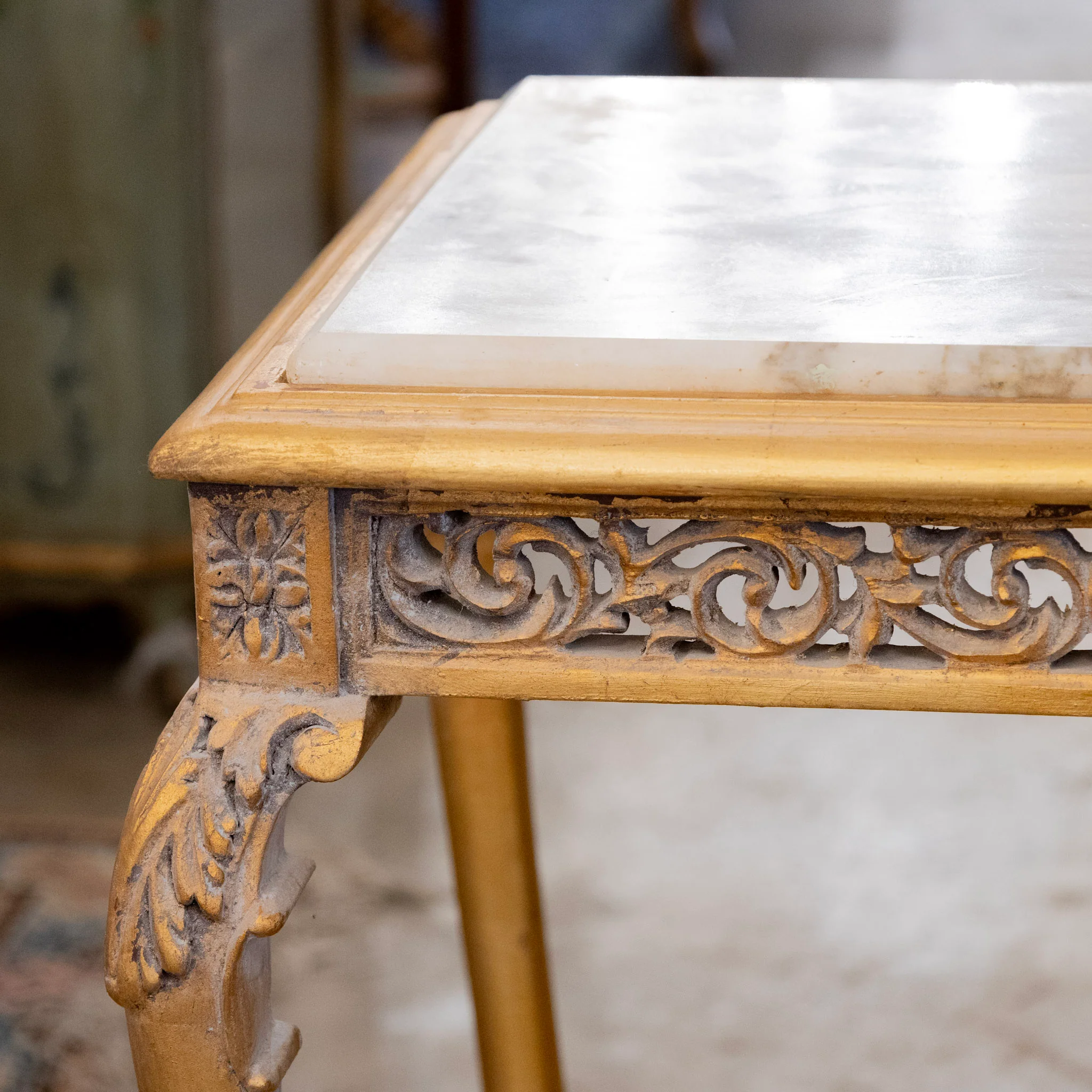 Louis XV Gilded Side Table – White Marble Top - Image 5