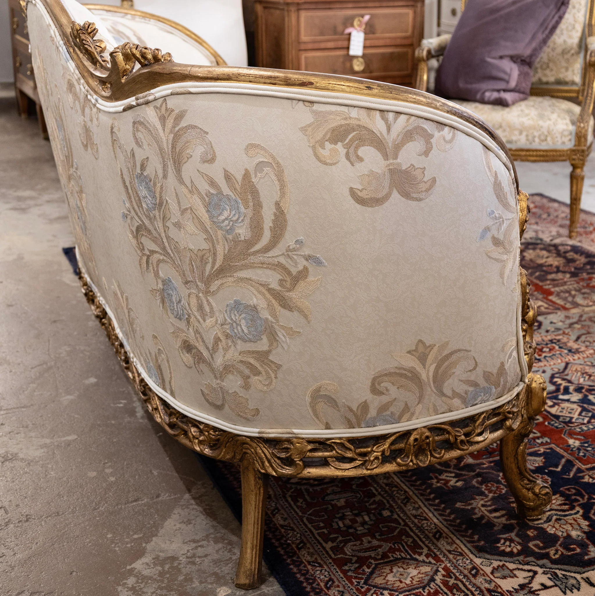 Louis XV Gilded Sofa – Carved Floral Frame & Cream Damask Upholstery - Image 7