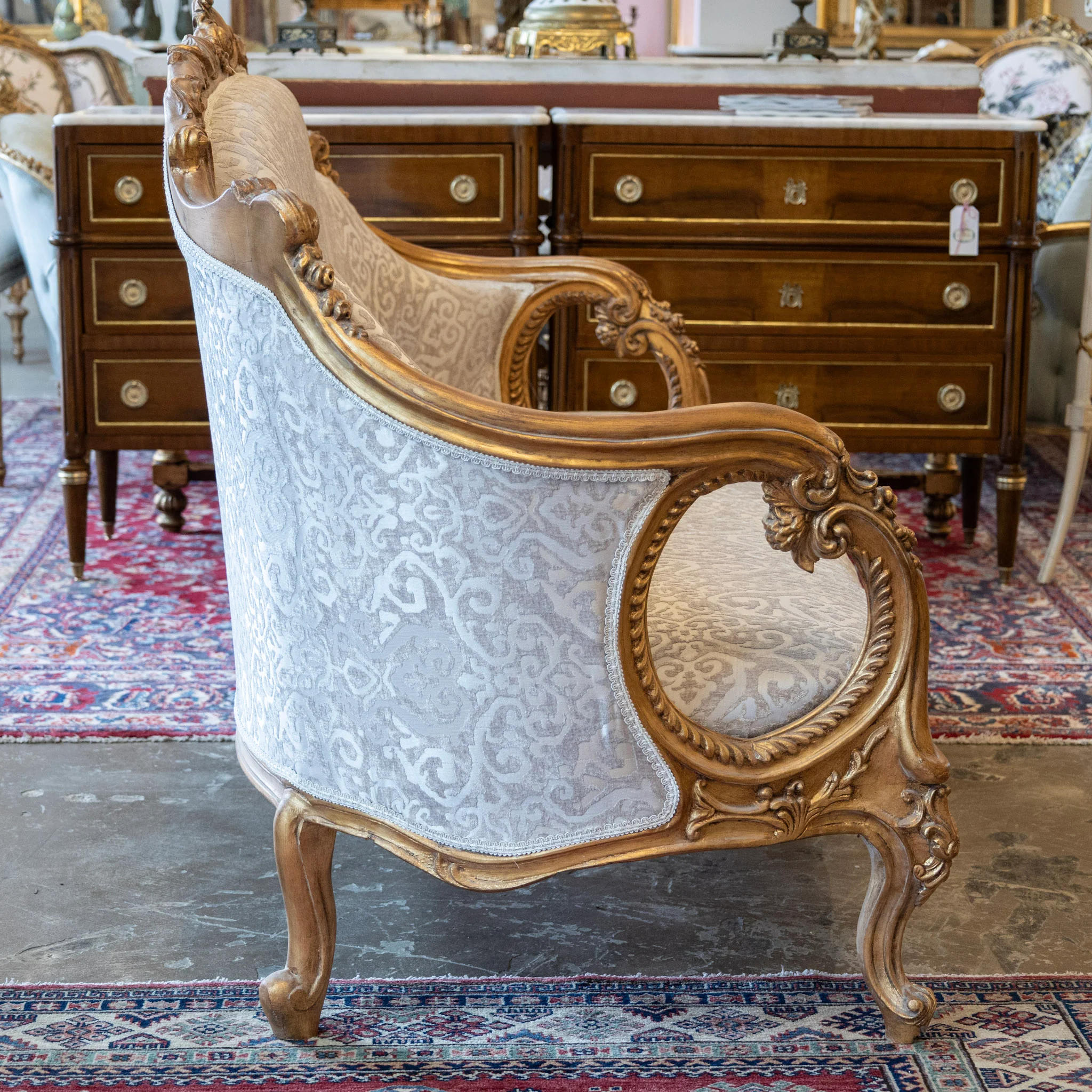 Louis XV Gilded Sofa – Carved Frame & Cream Damask Upholstery - Image 6