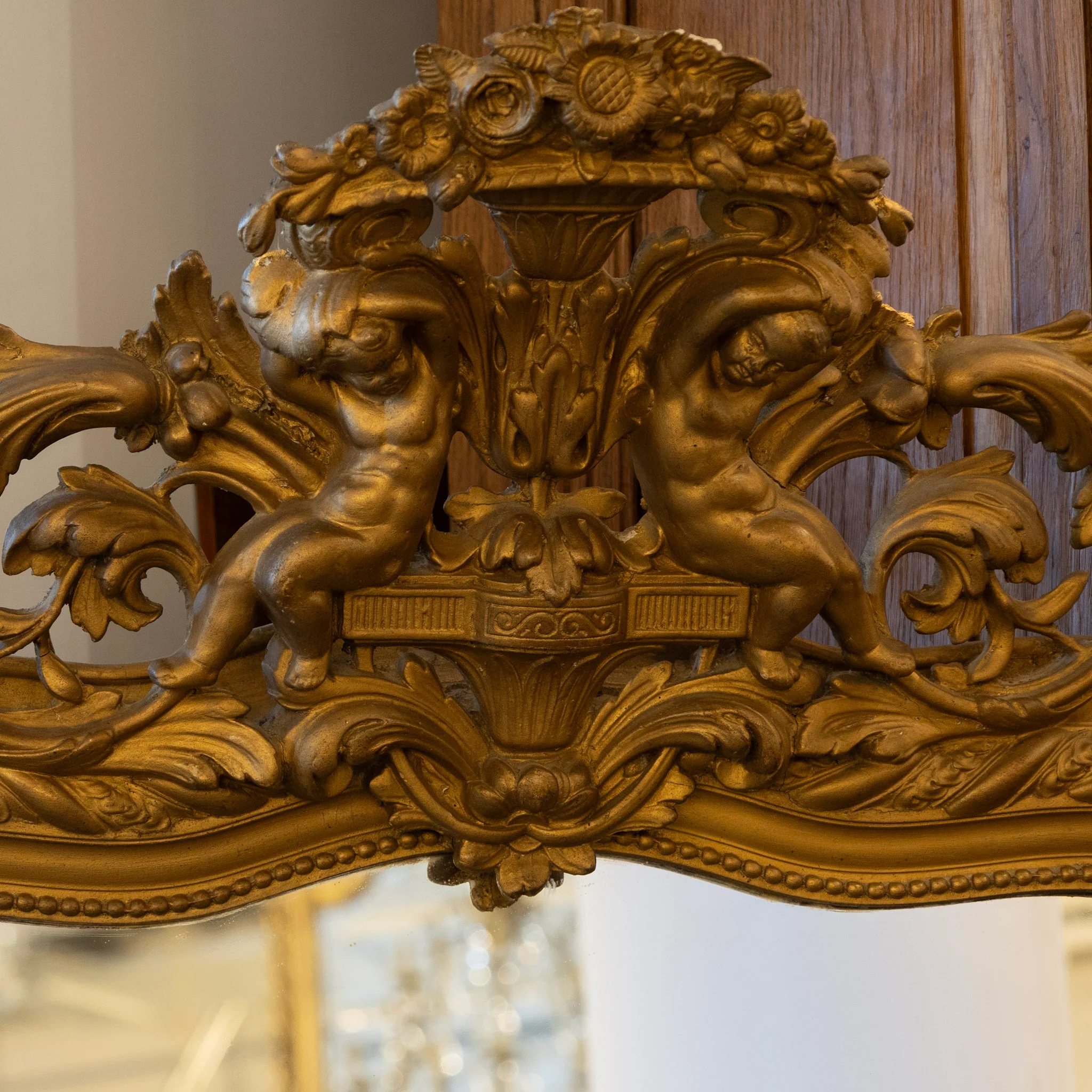 Louis XV Mirror – Gilded Frame with Carved Cherubs - Image 3