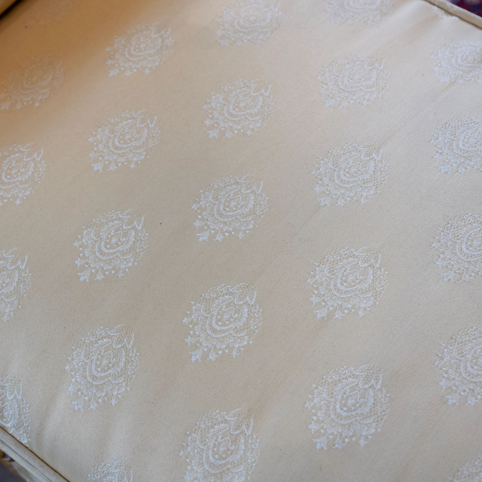 Louis XV Scroll Bench – Original Yellow Damask Upholstery - Image 7