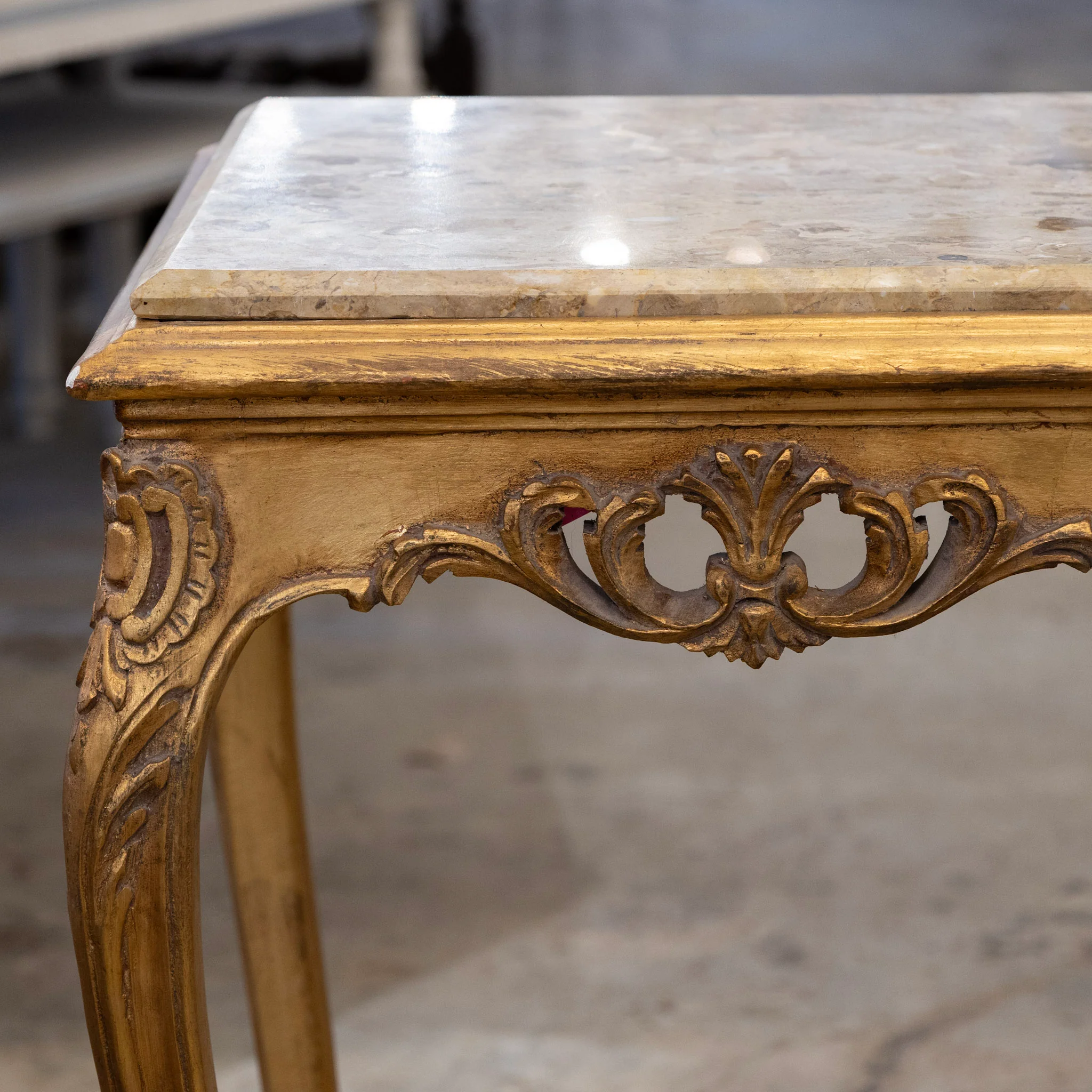 Louis XV Side Table – Gilded Carvings & Breccia Marble Top - Image 4