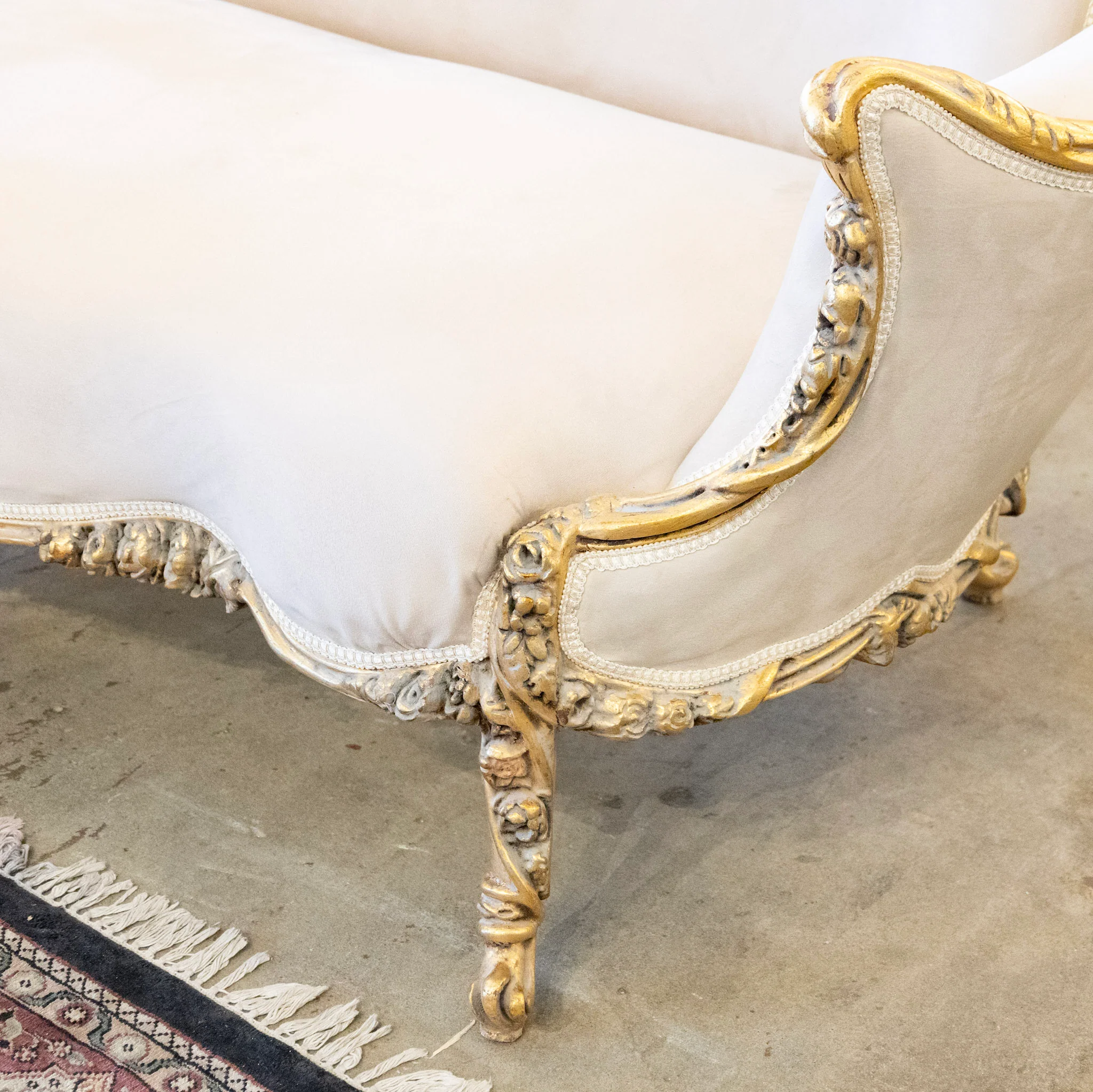 Louis XV Sofa – Gilded Carved Floral Frame & Cream Velvet Upholstery - Image 10