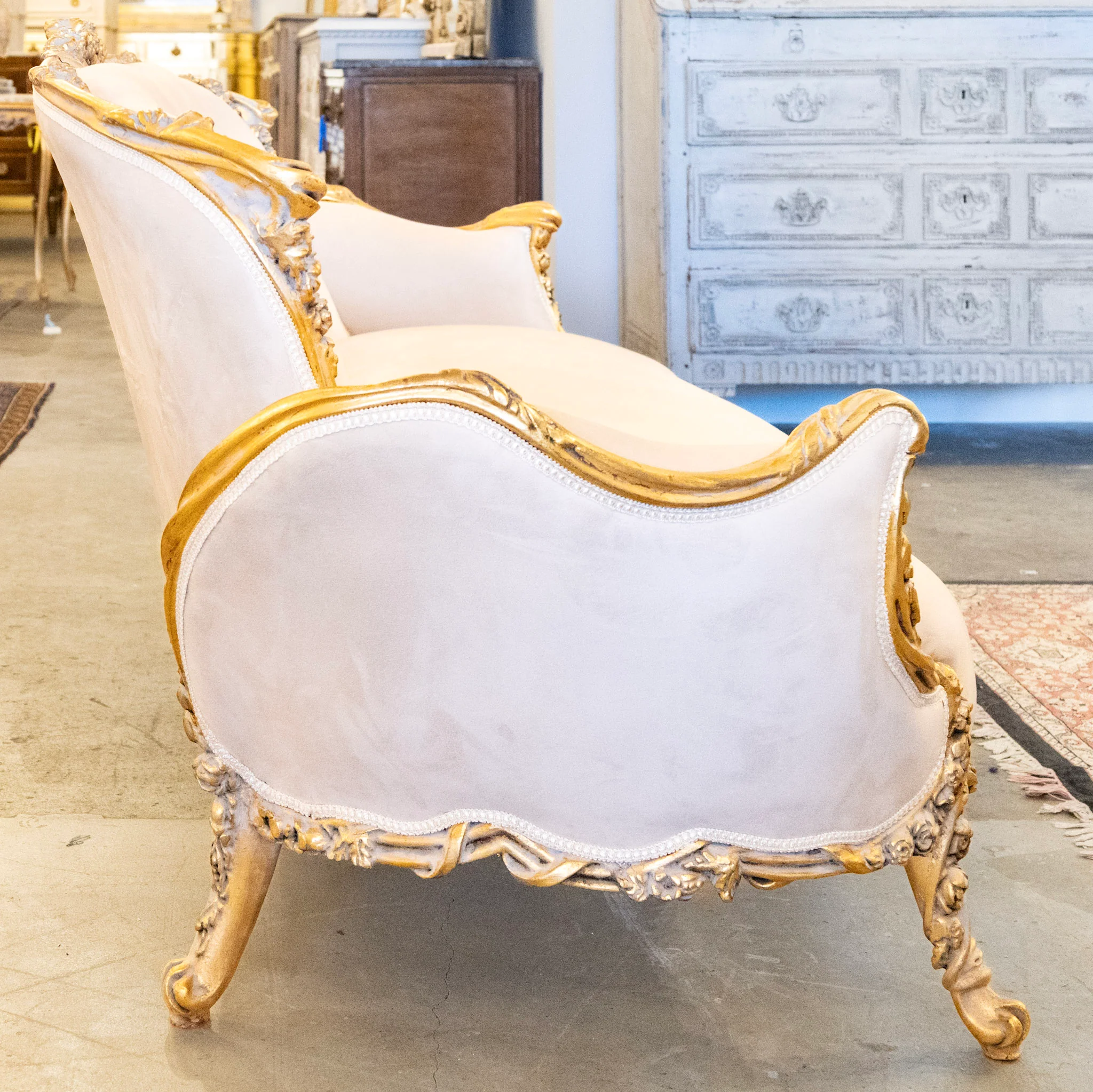 Louis XV Sofa – Gilded Carved Floral Frame & Cream Velvet Upholstery - Image 15