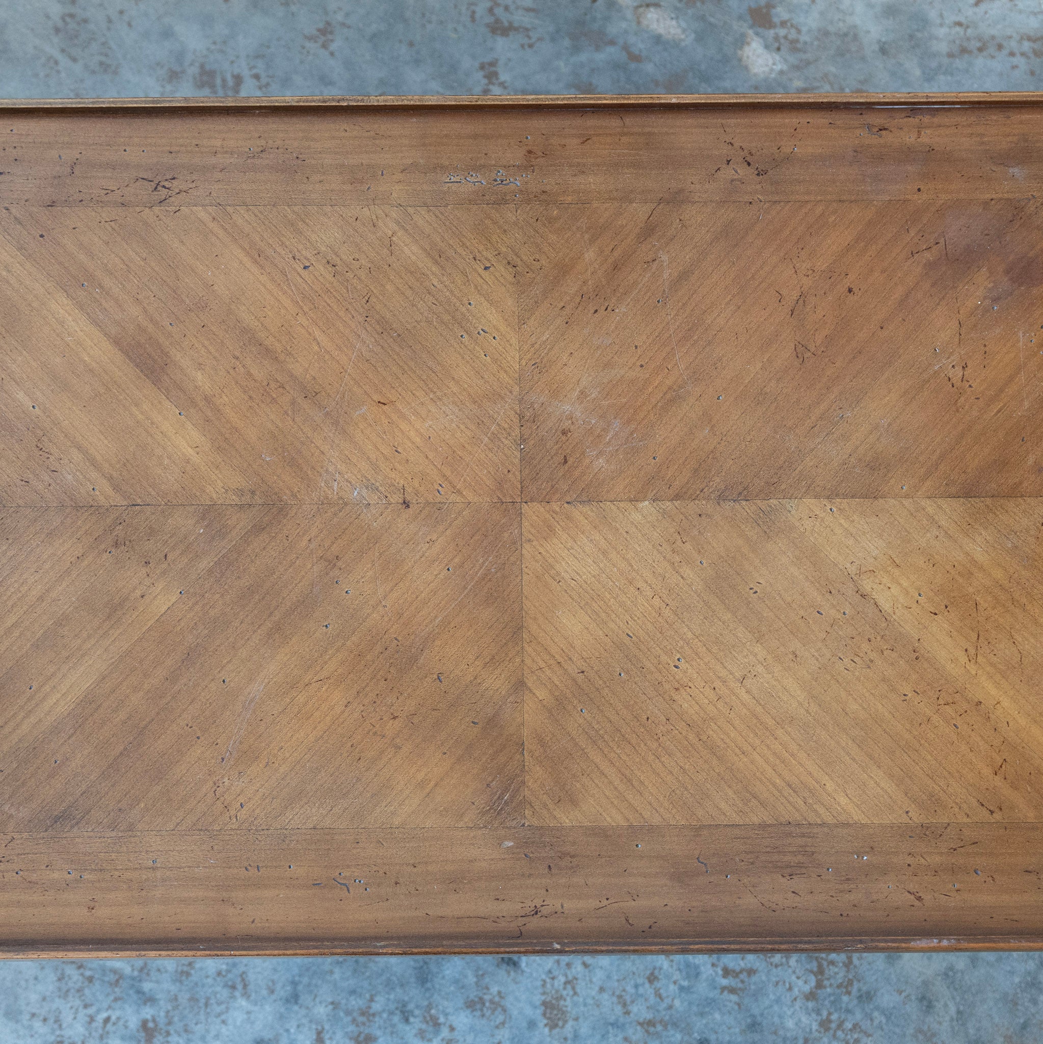 Louis XV Walnut Coffee Table – Slide-Out Leather Panel & Chevron Inlay - Image 10