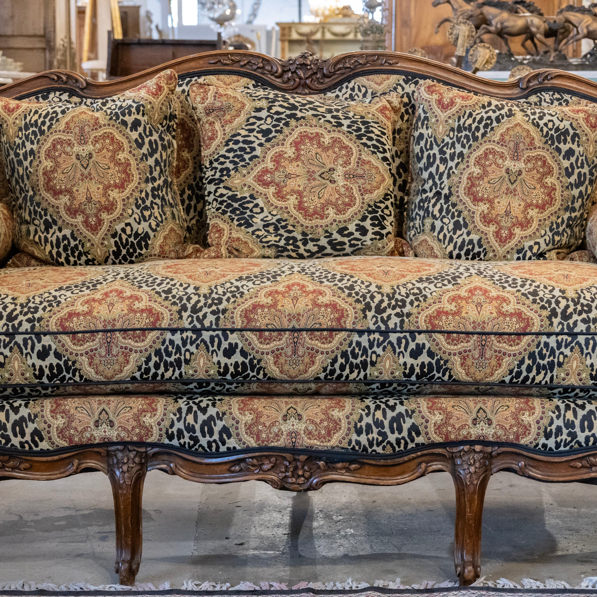 Louis XV Wood Sofa – Carved Trim & Leopard Damask Upholstery - Image 12