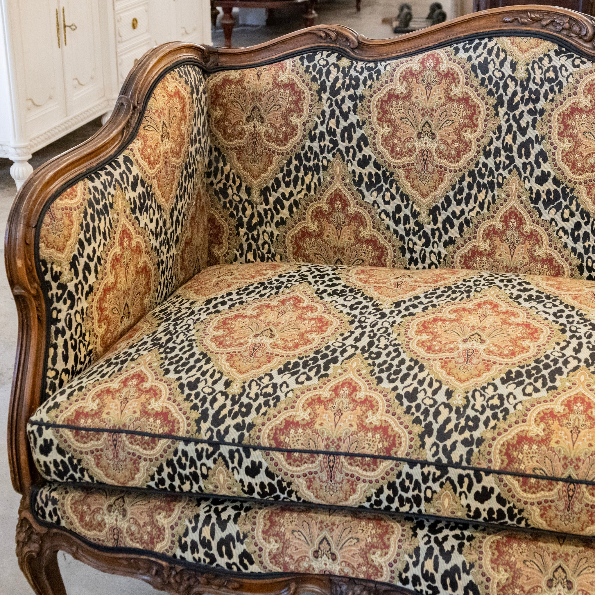 Louis XV Wood Sofa – Carved Trim & Leopard Damask Upholstery - Image 14