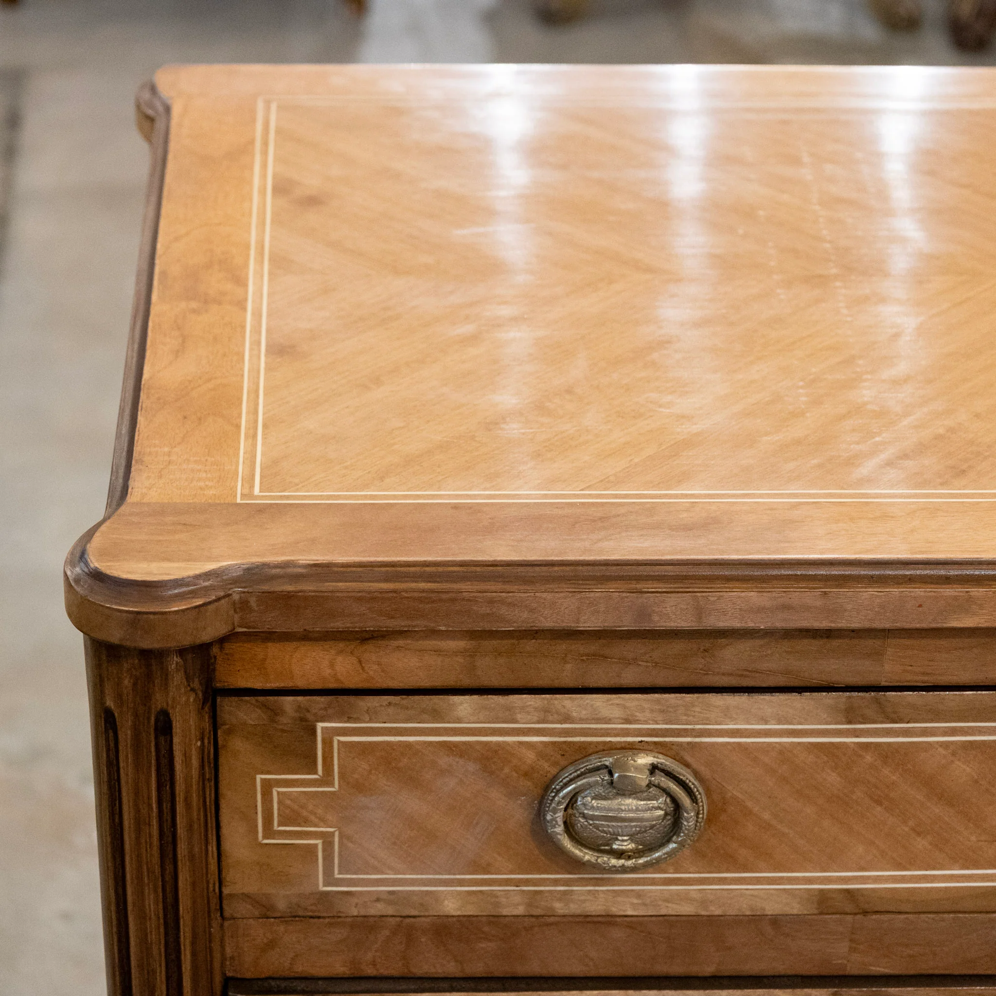 Louis XVI Wide Burl Wood Chest with Inlaid Trim & Greek Round Pulls - Image 7