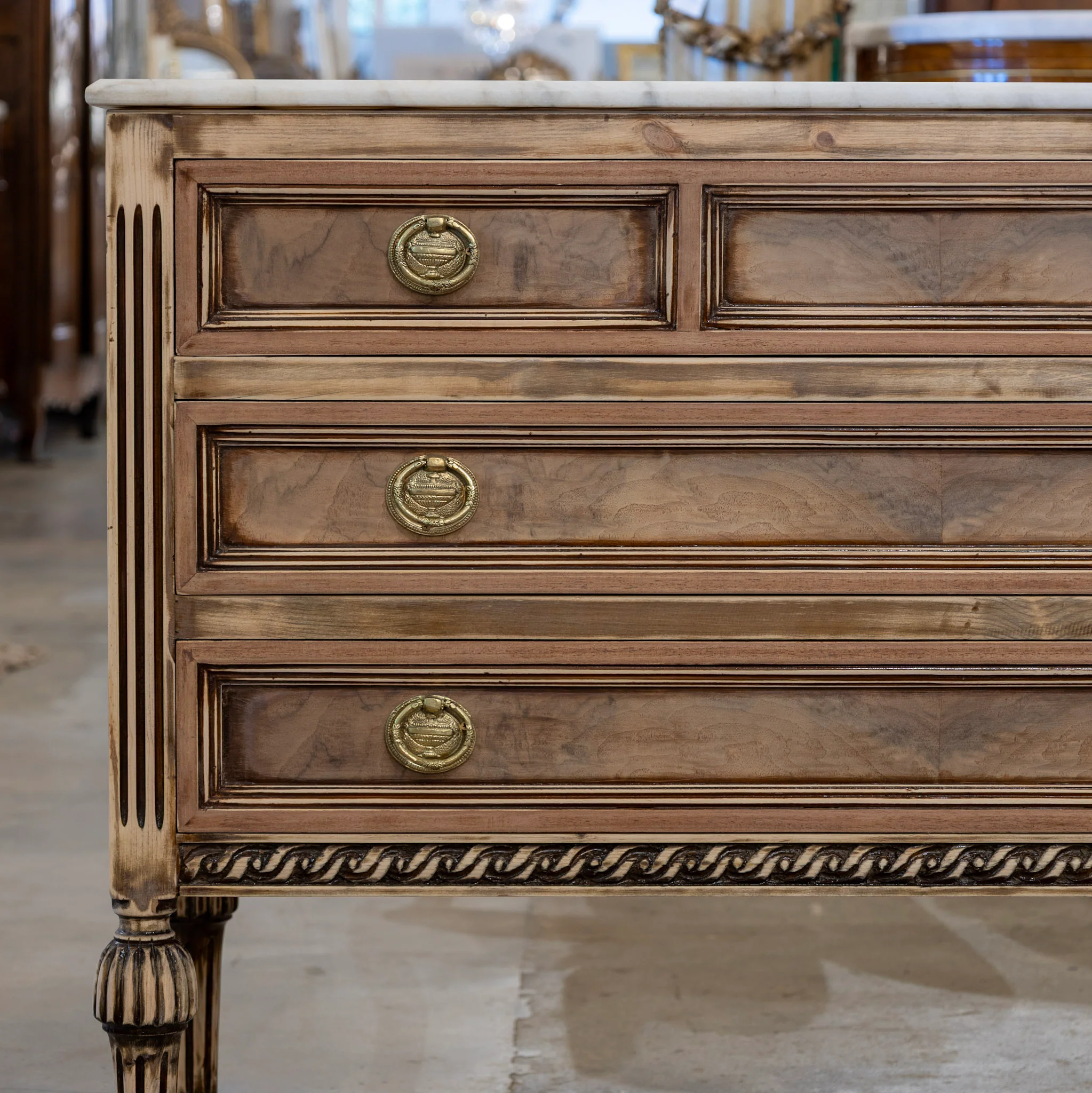 Louis XVI 3-Drawer Chest – Light Honey Burl Wood & Marble Top - Image 4