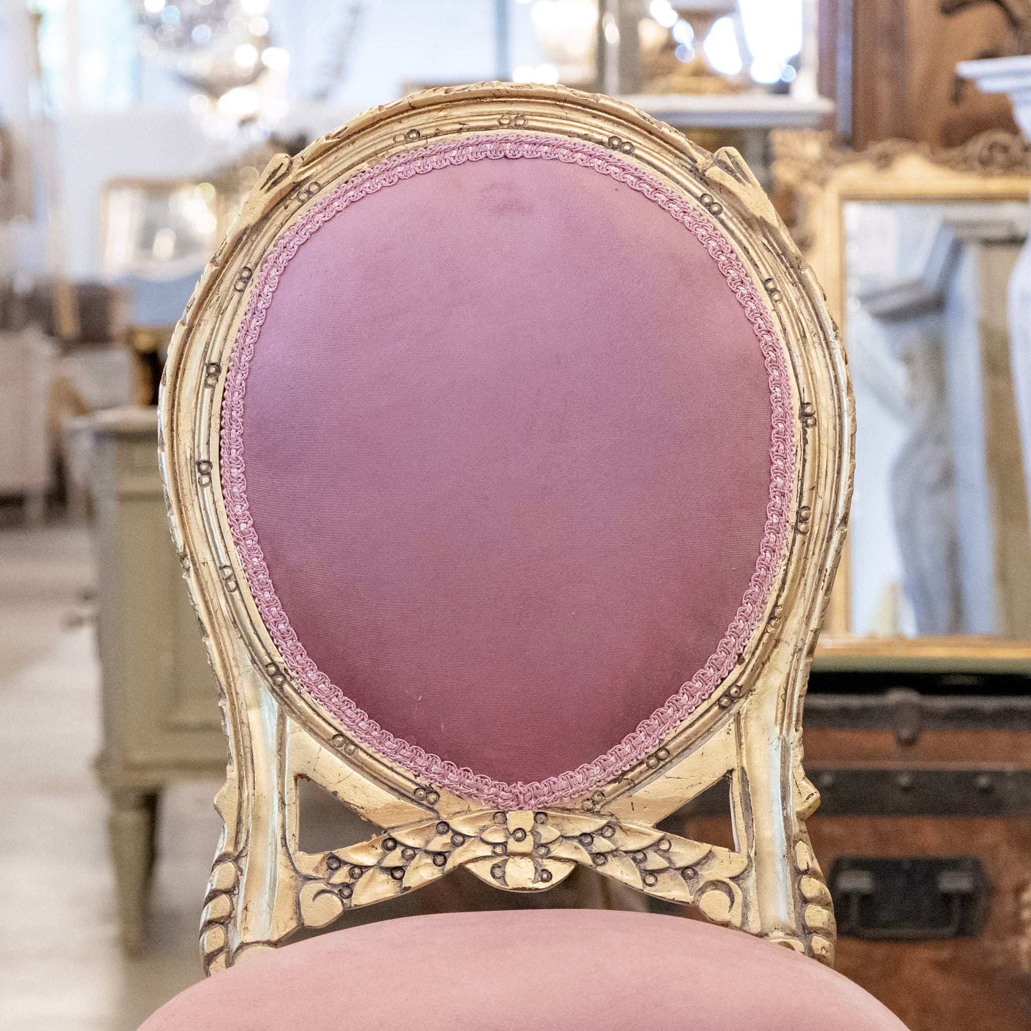 Louis XVI Accent Chair – Gilded Carvings & Pink Velvet - Image 6