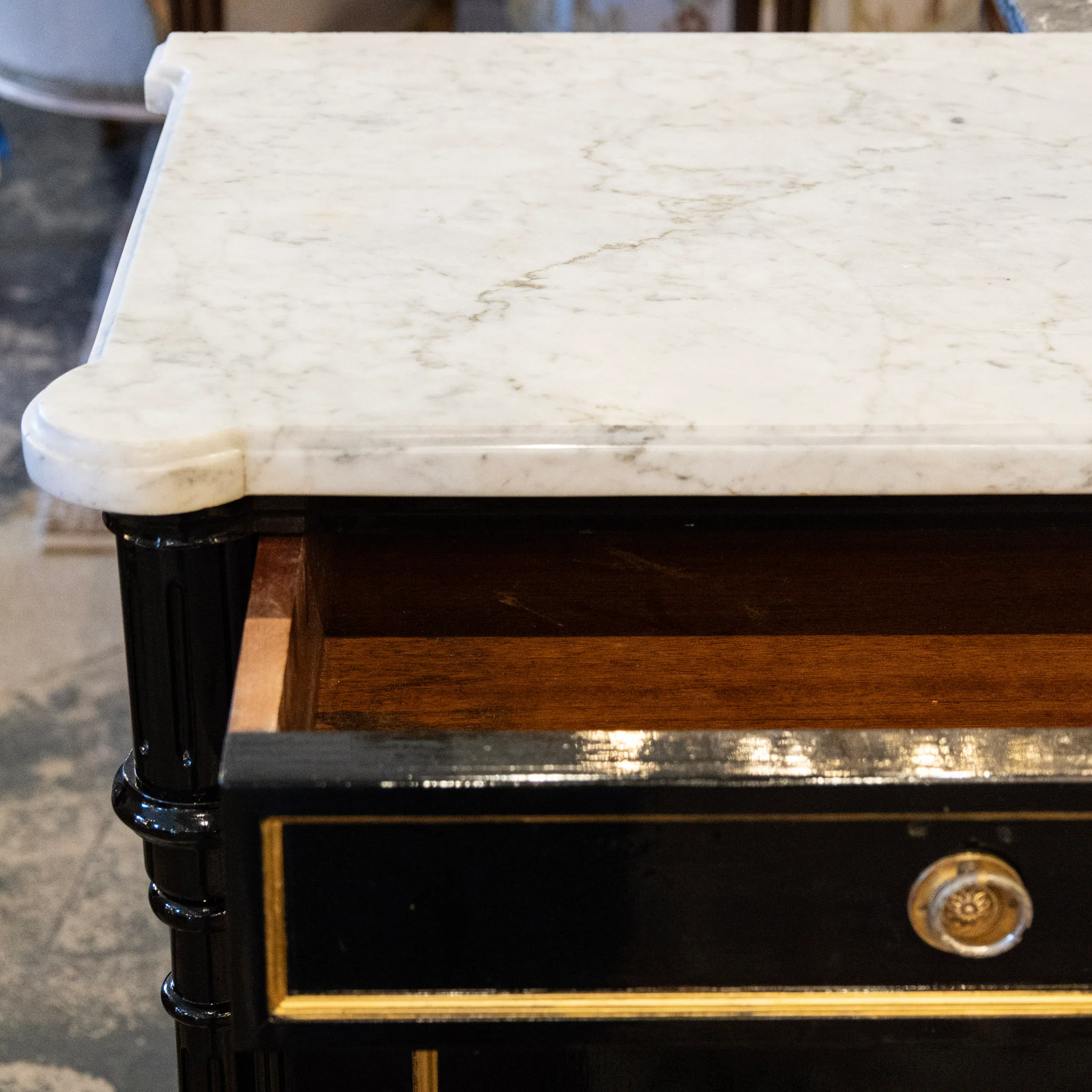 Louis XVI Black Lacquer Sideboard – Gold Inlay & White Marble Top - Image 19