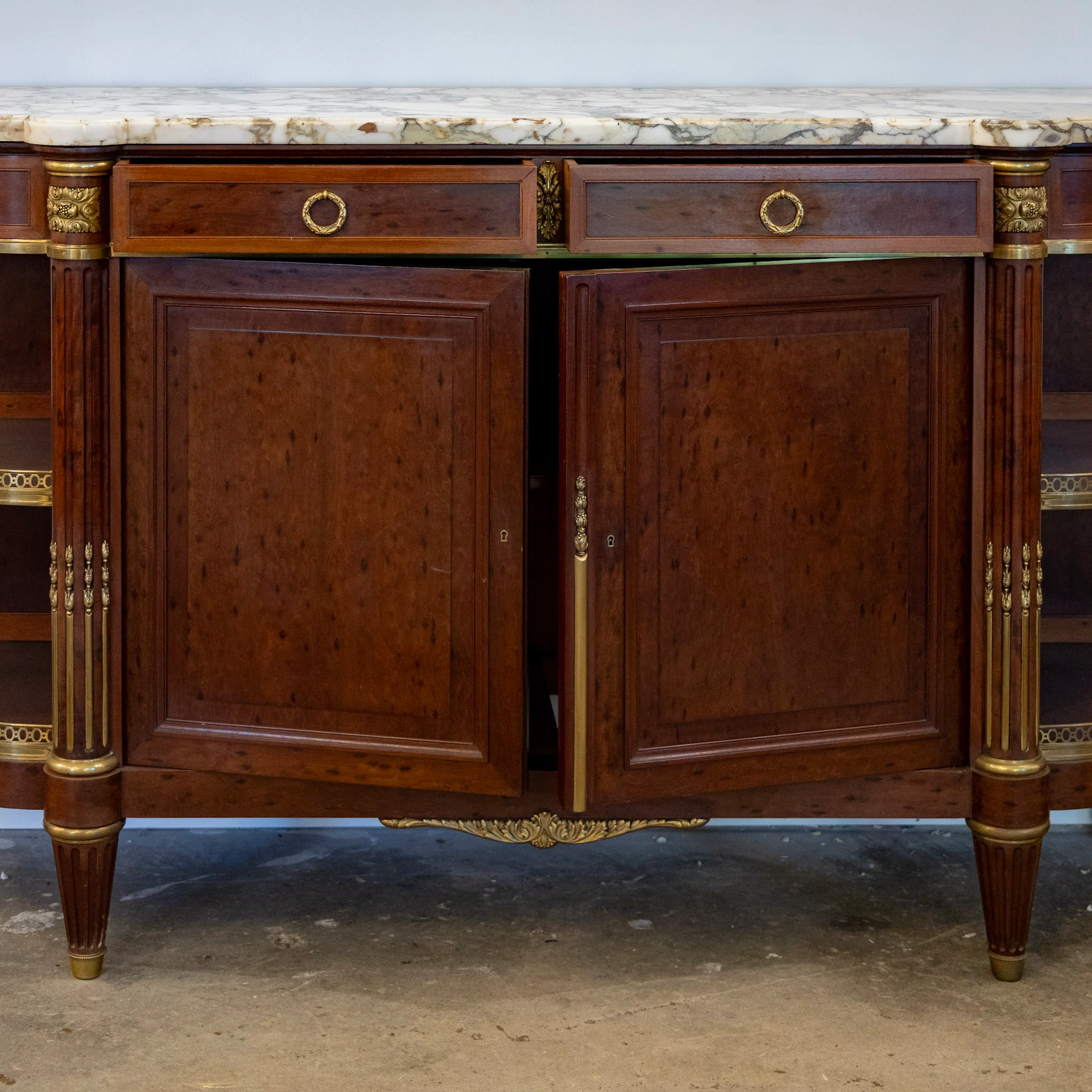 Louis XVI Burl Walnut Demilune Sideboard – Calacatta Vagli Oro Marble Top & Bronze Ormolu - Image 3