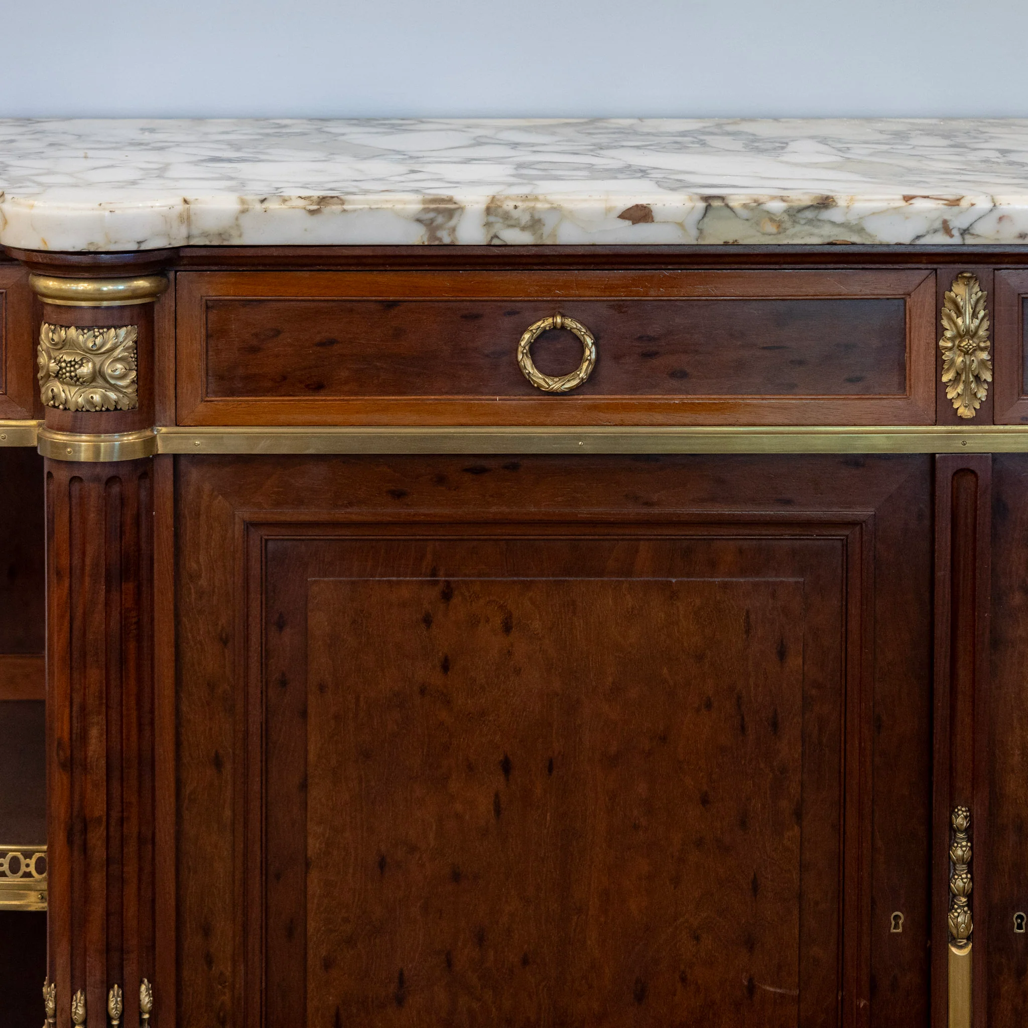 Louis XVI Burl Walnut Demilune Sideboard – Calacatta Vagli Oro Marble Top & Bronze Ormolu - Image 5