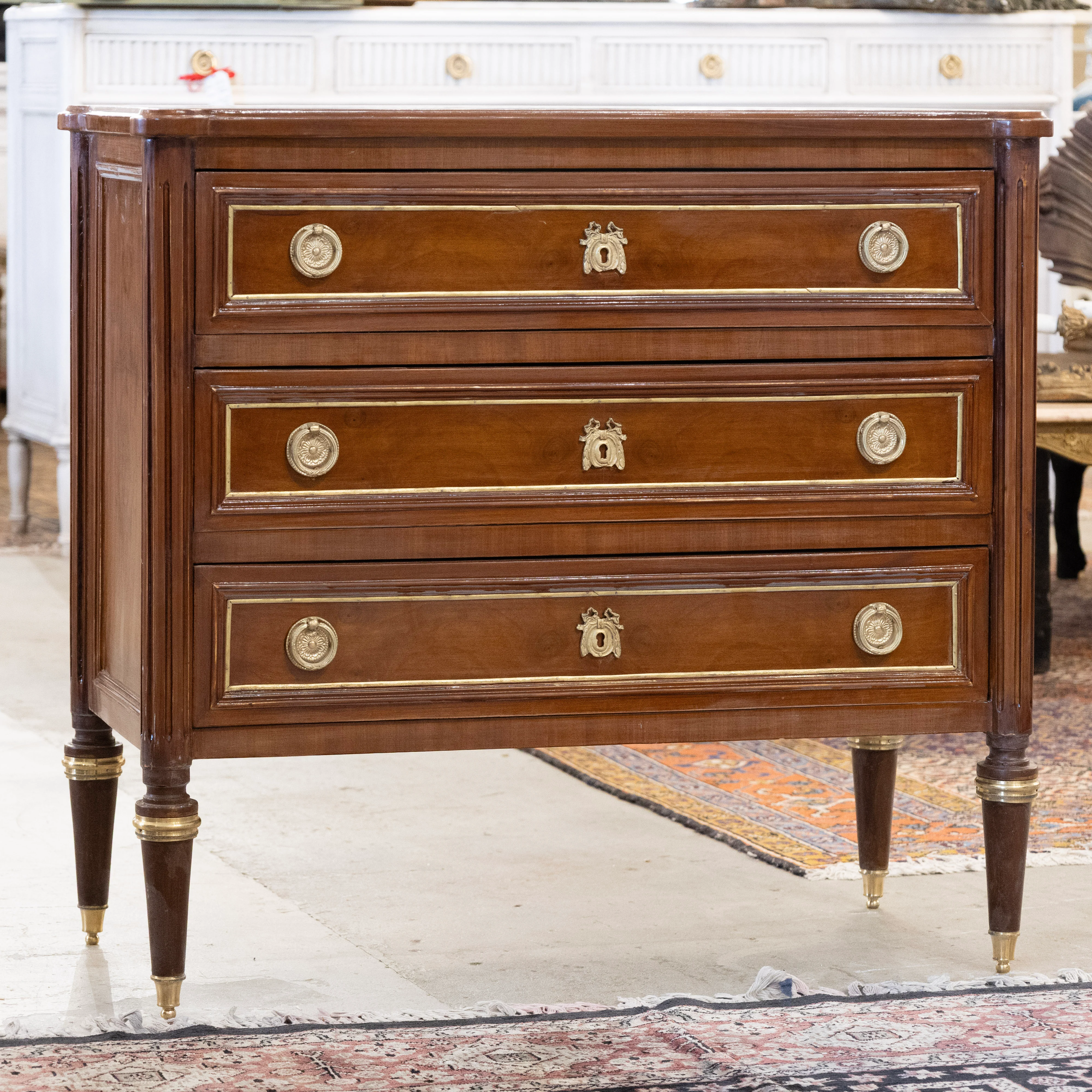 Louis XVI Burl Wood Chest – Brass Inlay Trim & Bow Hardware - Image 2