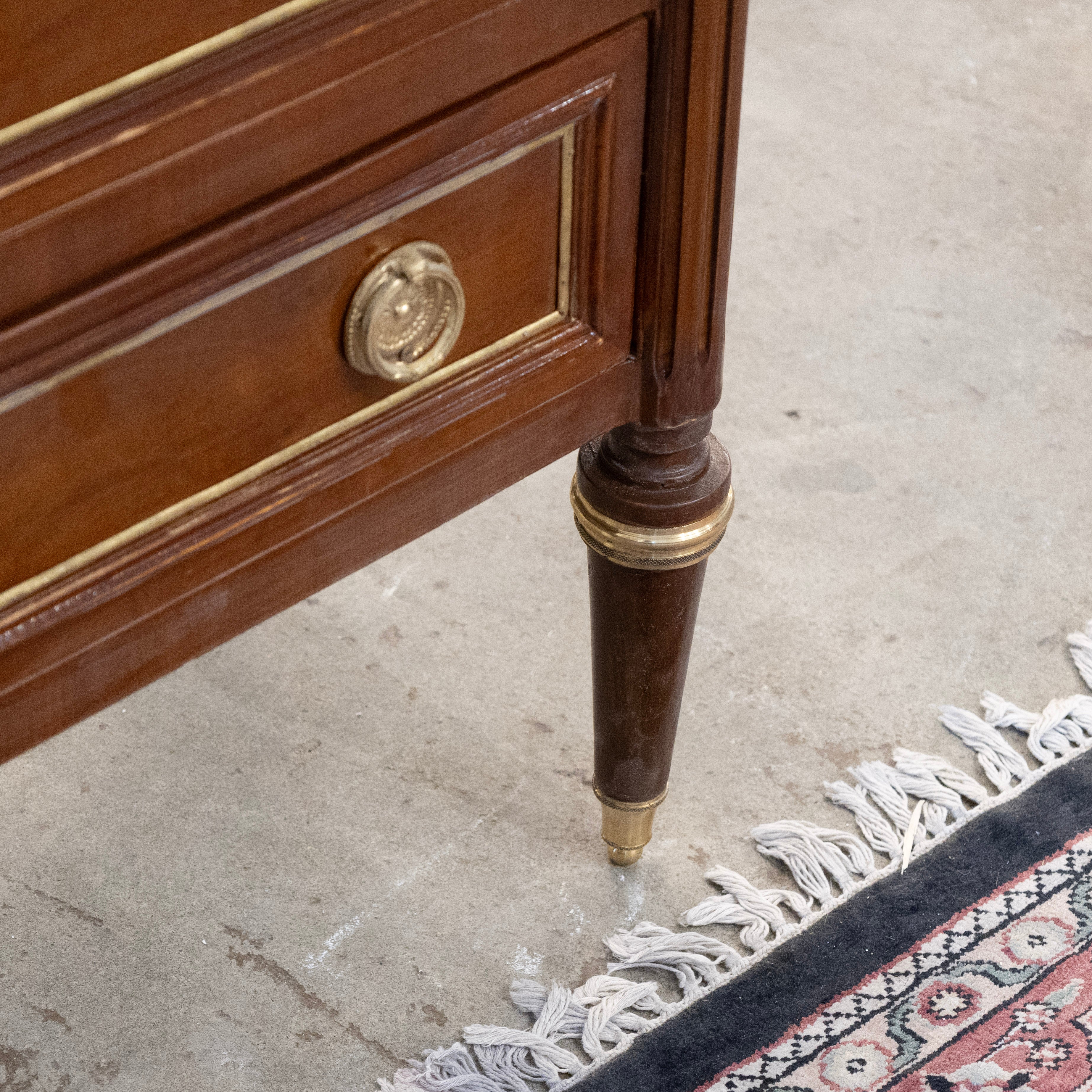 Louis XVI Burl Wood Chest – Brass Inlay Trim & Bow Hardware - Image 7