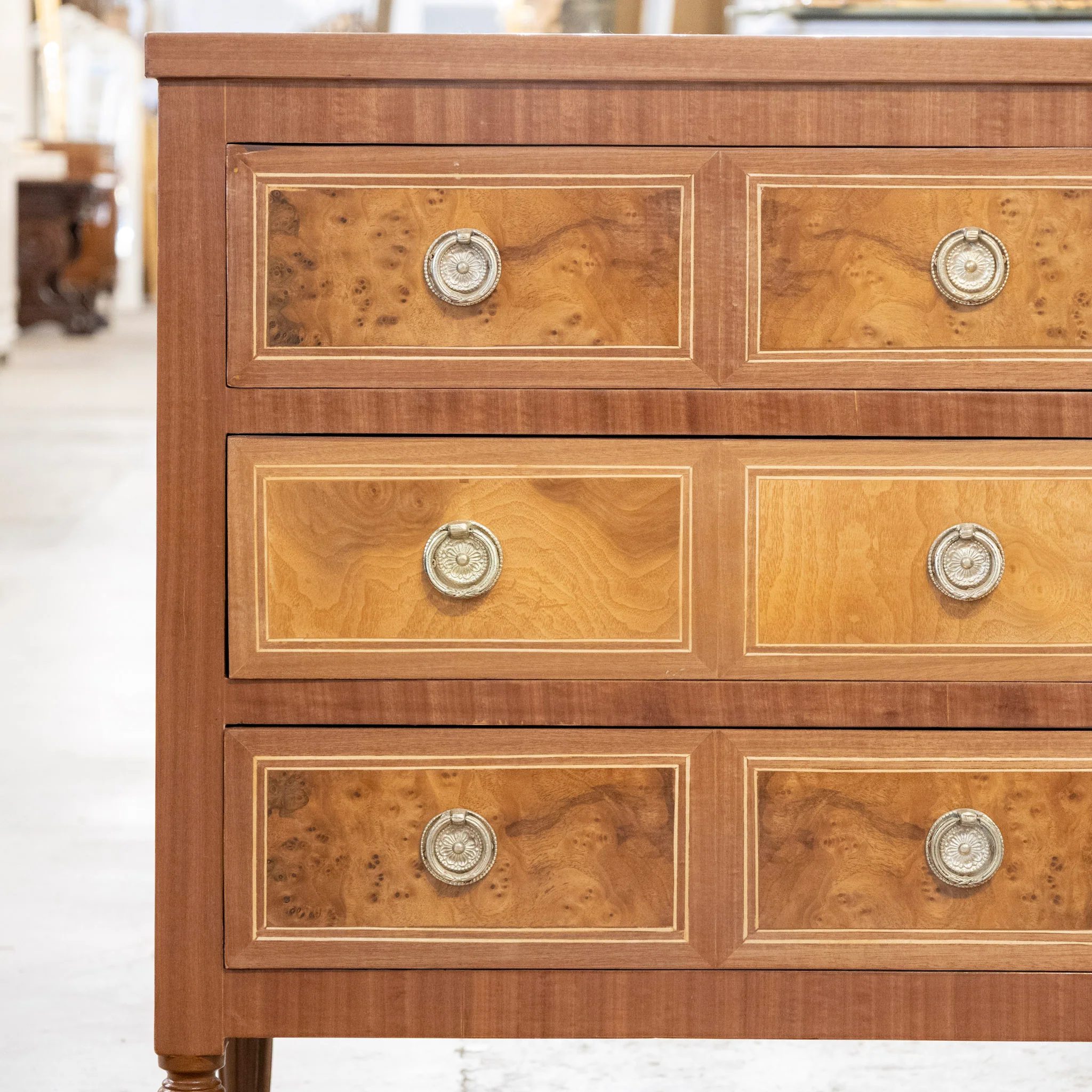 Louis XVI Burl Wood Chest – Multi-Parted Drawers & Brass Ring Pulls - Image 4
