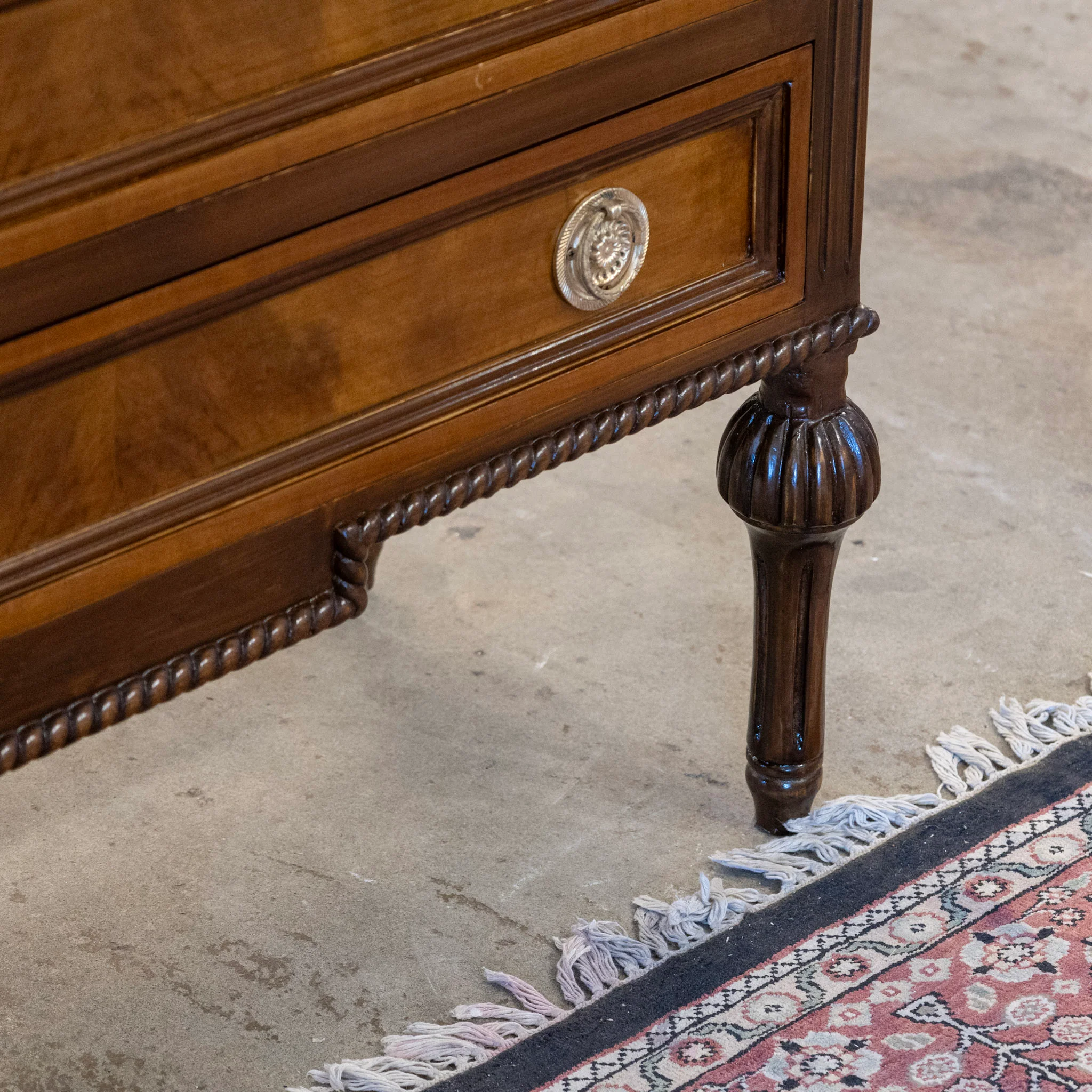 Louis XVI Burl Wood Chest with Ballerina Legs & Bow Hardware - Image 9
