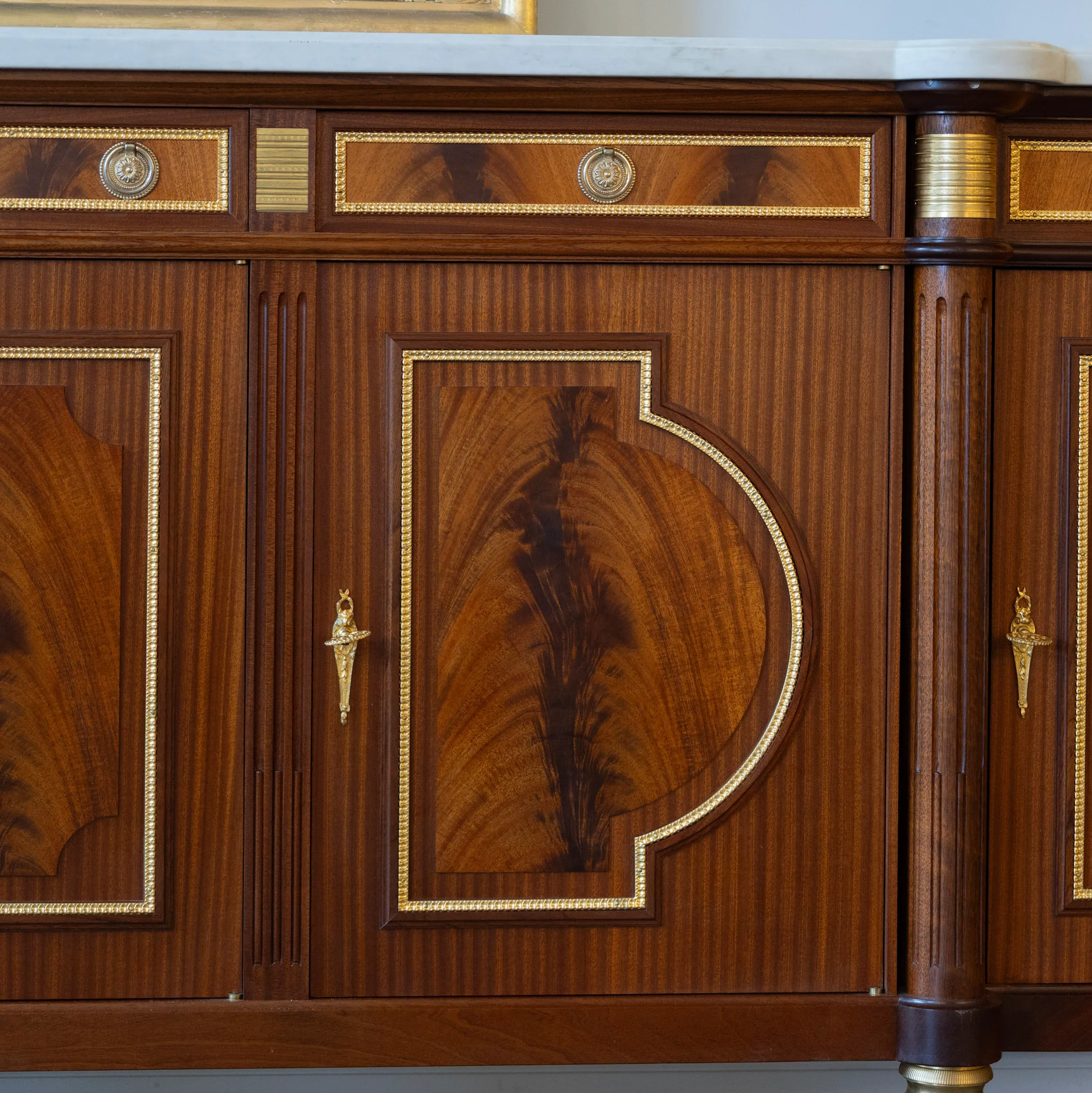 Louis XVI Burl Wood Demilune Sideboard – Gilded Bronze Accents & White Marble Top - Image 9