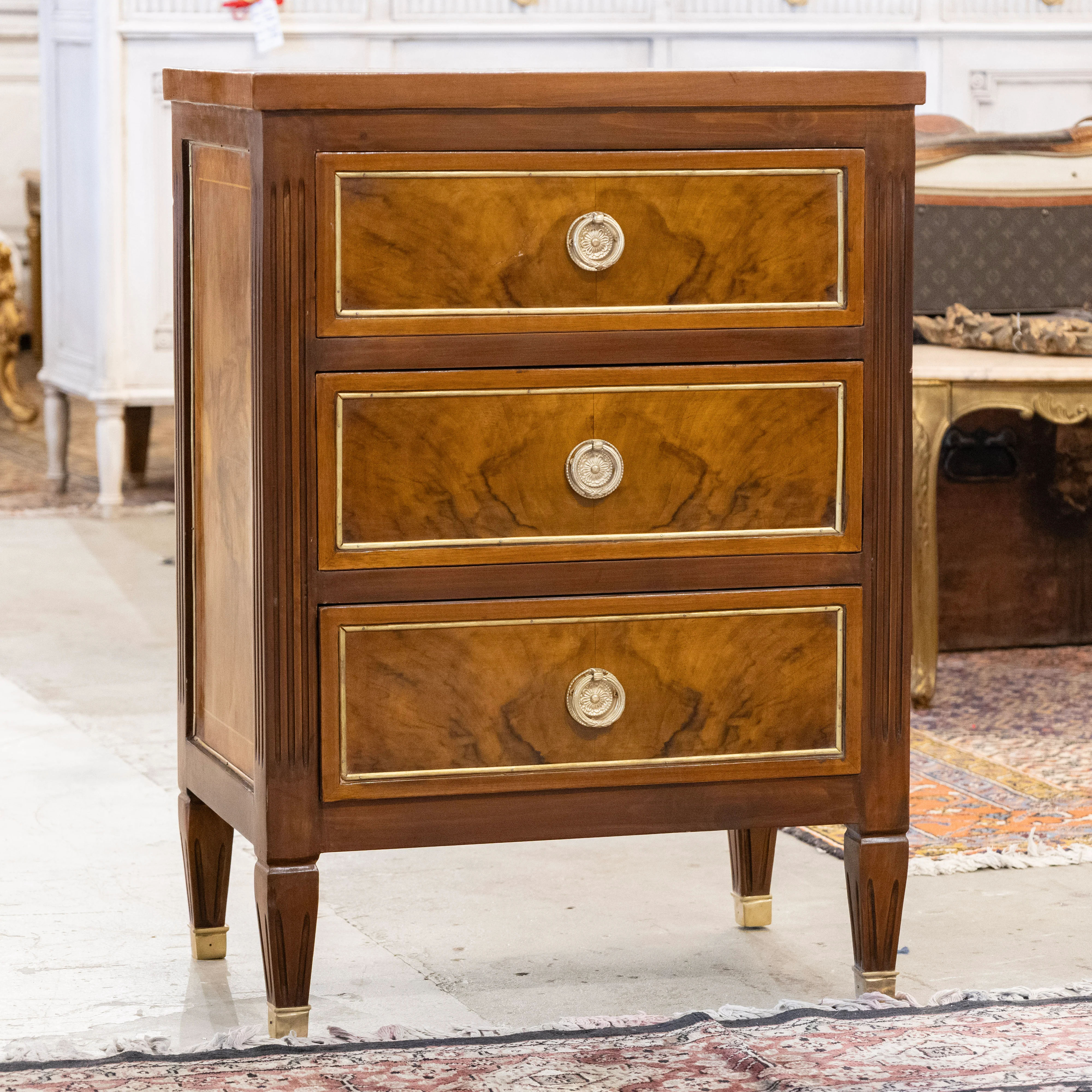 Louis XVI Burl Wood Nightstand – Gold Inlay & Fluted Trim - Image 2
