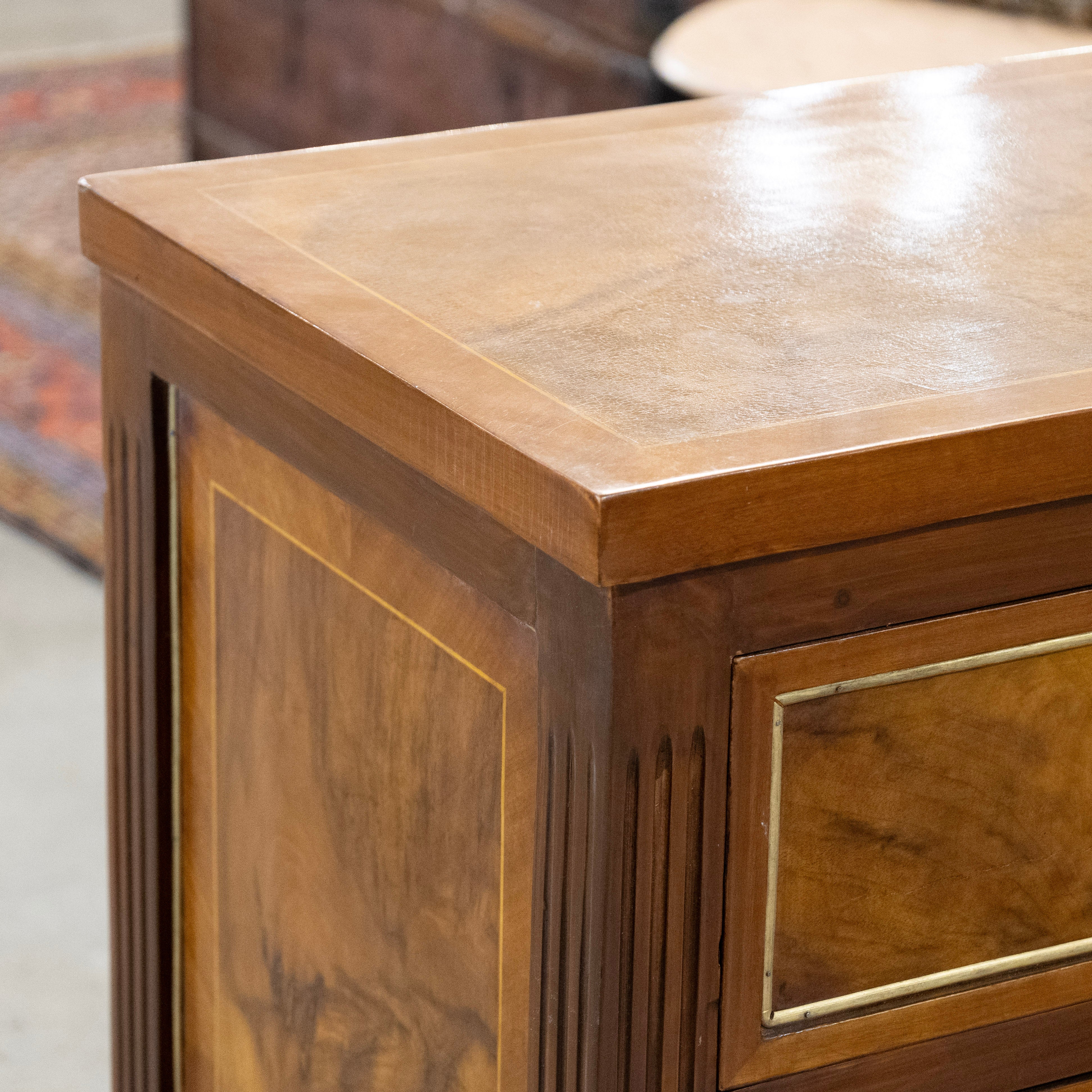 Louis XVI Burl Wood Nightstand – Gold Inlay & Fluted Trim - Image 6