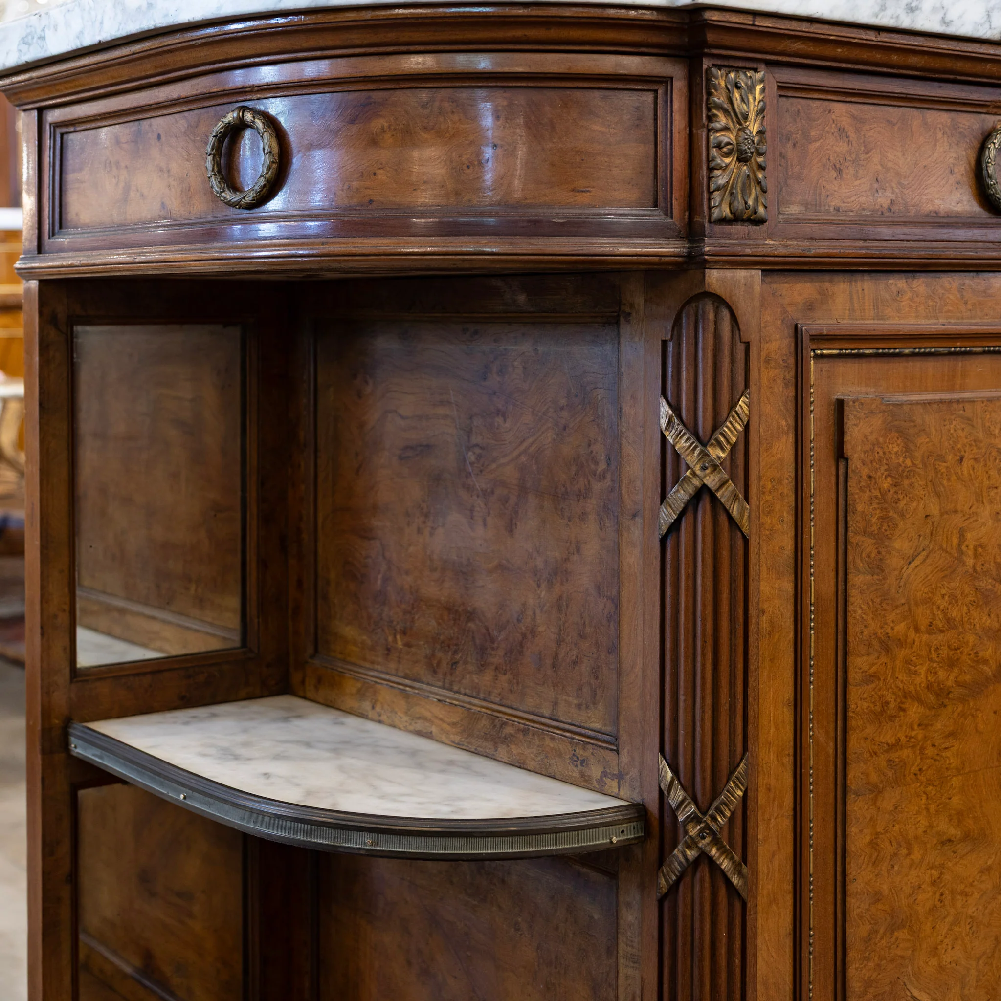 Louis XVI Burl Wood Sideboard –  Floral Interior & White Marble Top - Image 6
