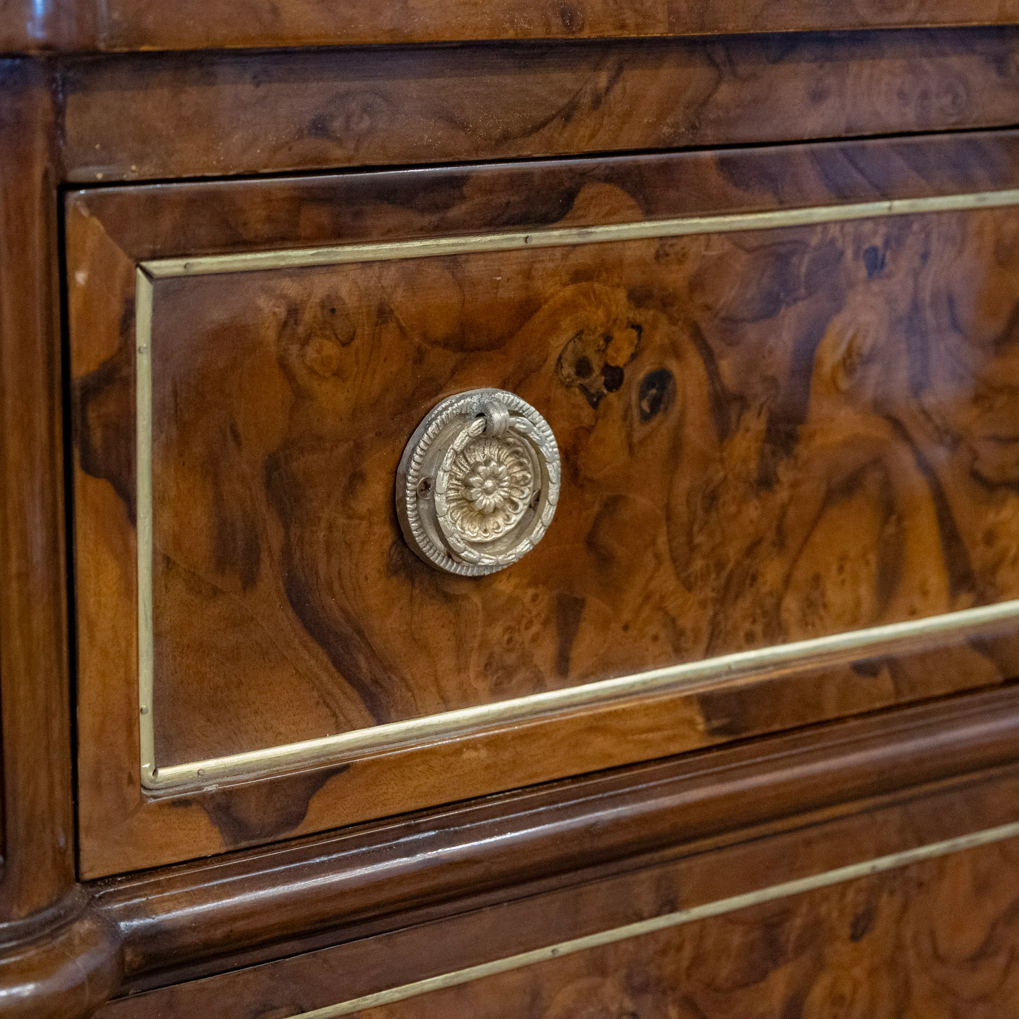 Louis XVI Burl Wood Six Drawer Dresser – Brass Inlay & Brass Pulls - Image 14