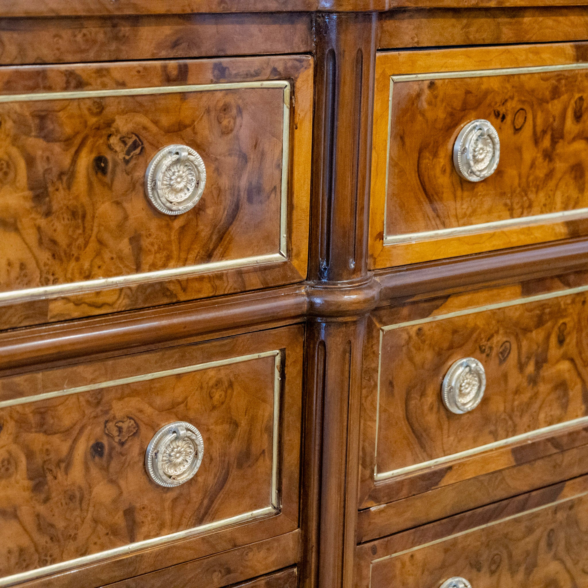 Louis XVI Burl Wood Six Drawer Dresser – Brass Inlay & Brass Pulls - Image 15