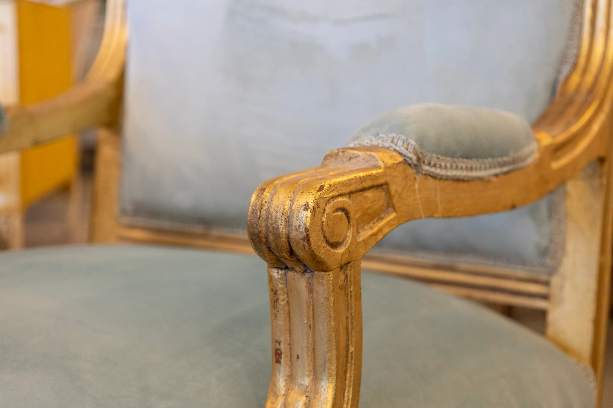 Louis XVI Gilded Captain Chair – Blue Velvet Upholstery - Image 7