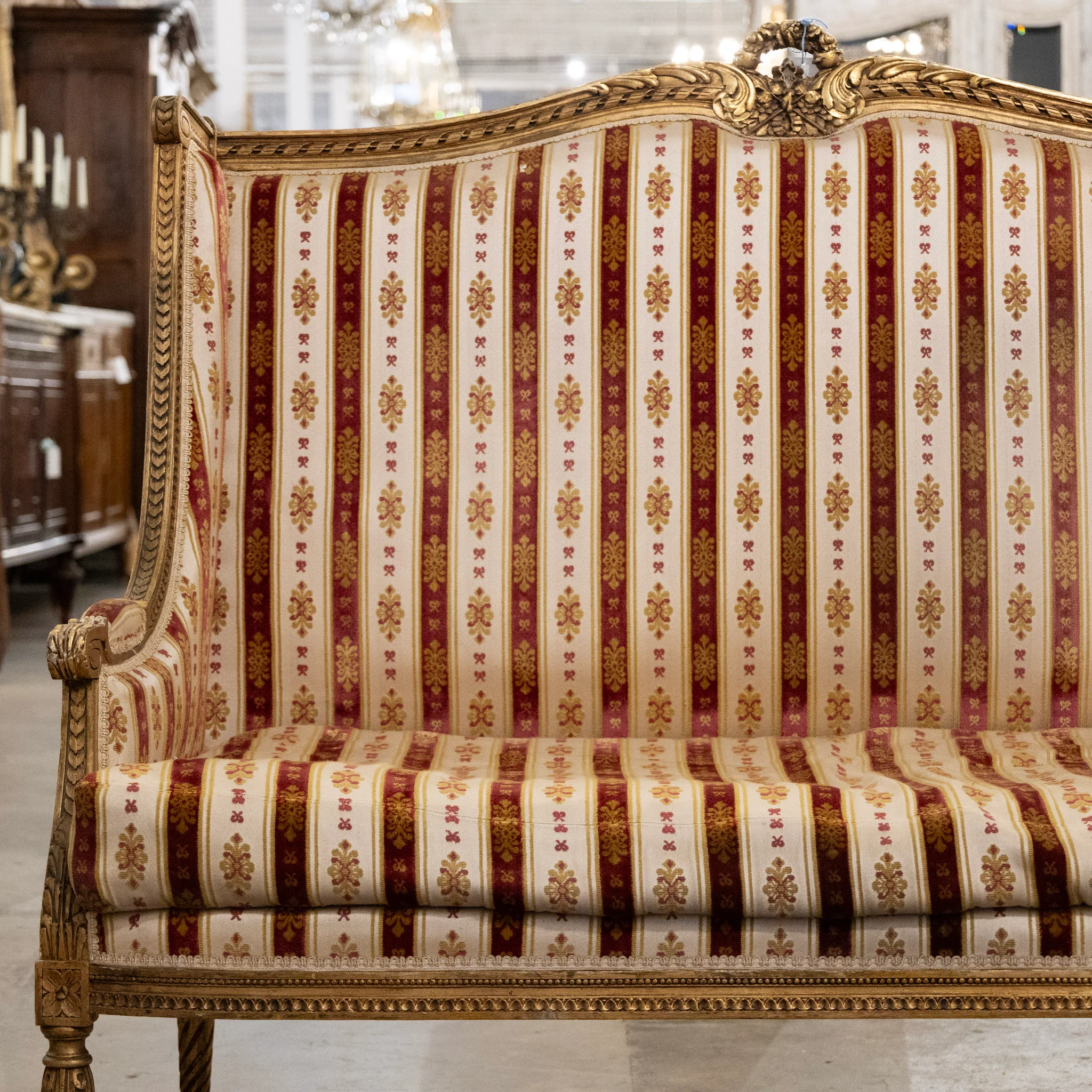 Louis XVI Carved Gilded Settee – Striped Damask Upholstery - Image 4