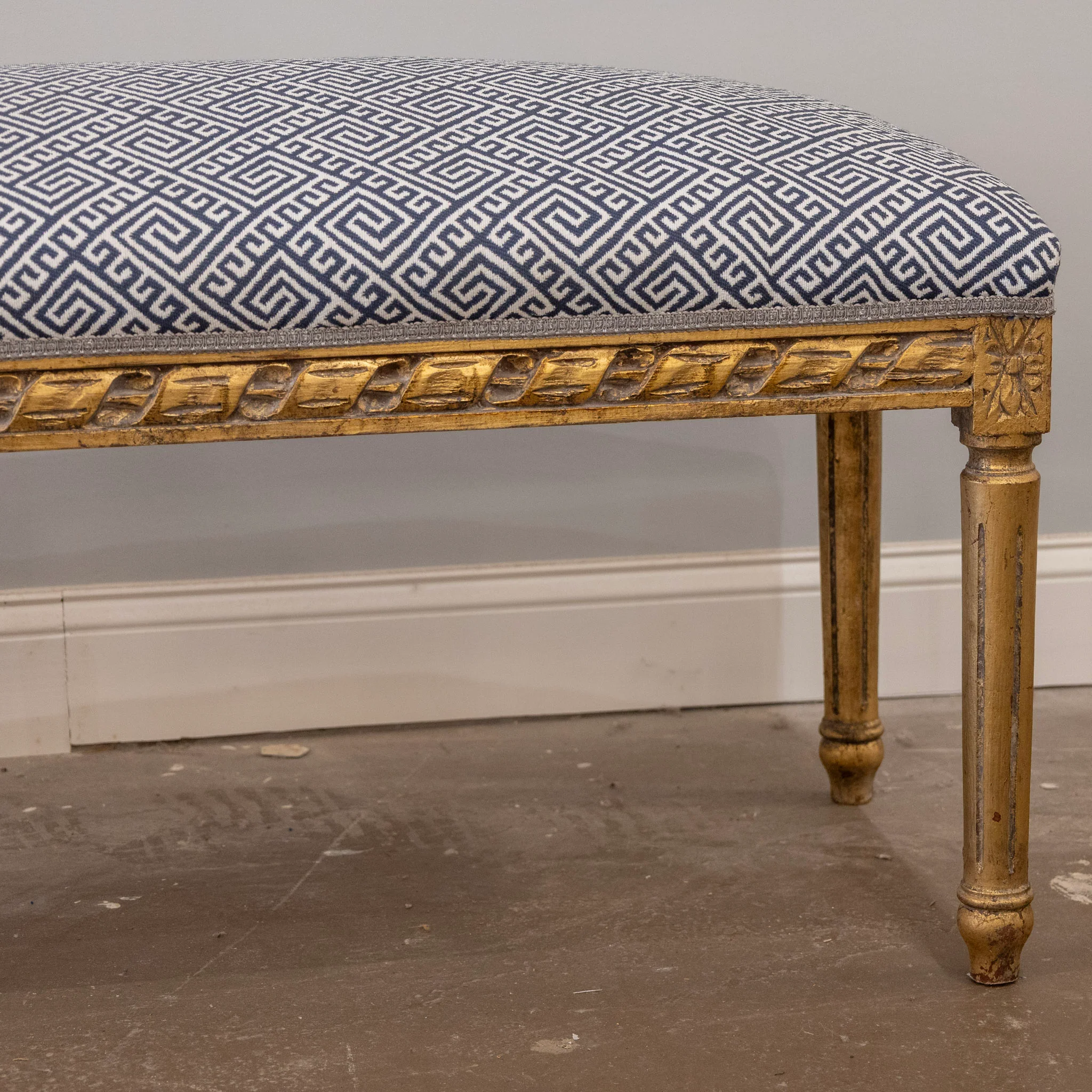 Louis XVI Gilded Bench – Blue & White Greek Key Linen Upholstery - Image 2