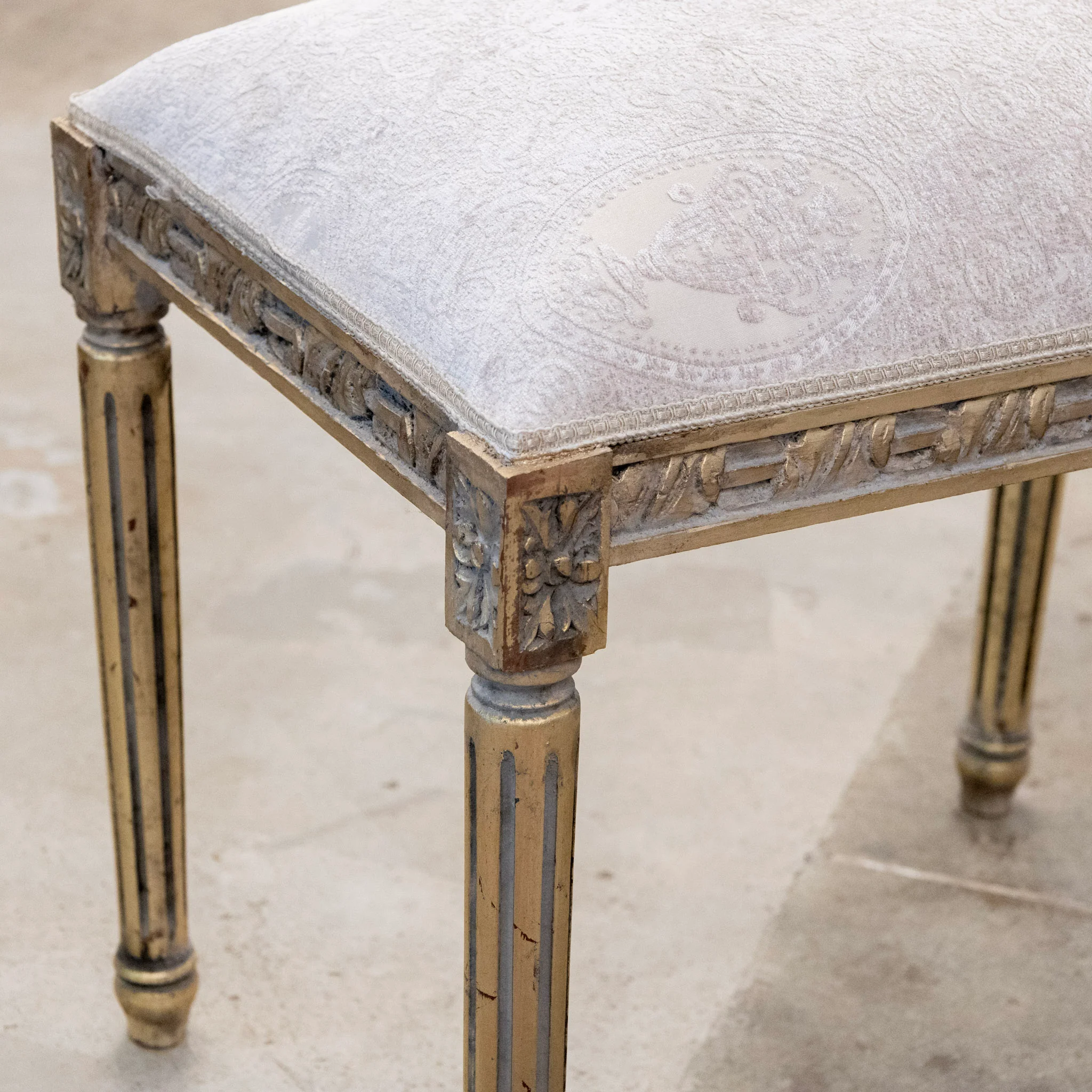 Louis XVI Gilded Square Stool – Gray Velvet Damask Upholstery - Image 4