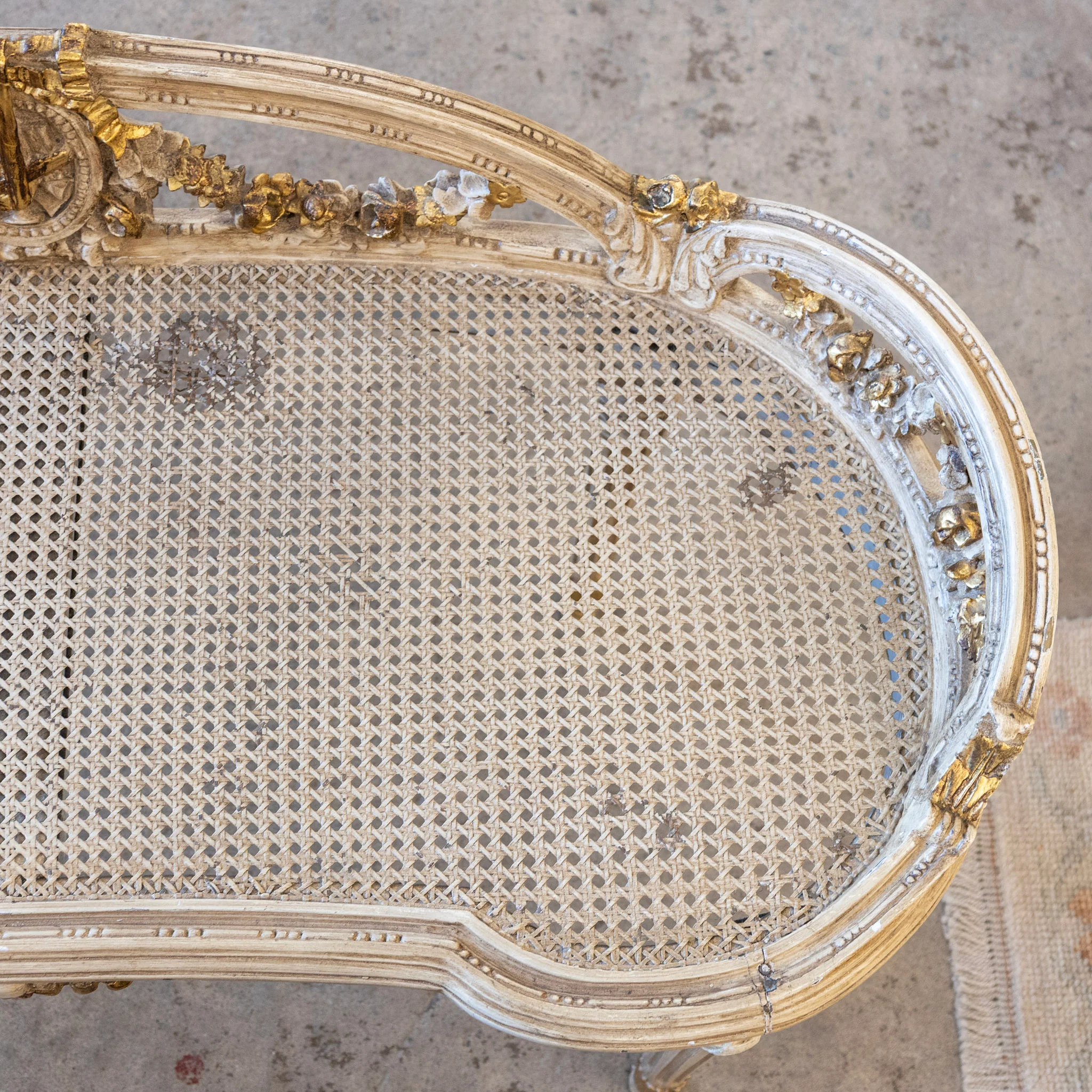 Louis XVI Gilded Cane Bench – Original Condition - Image 8