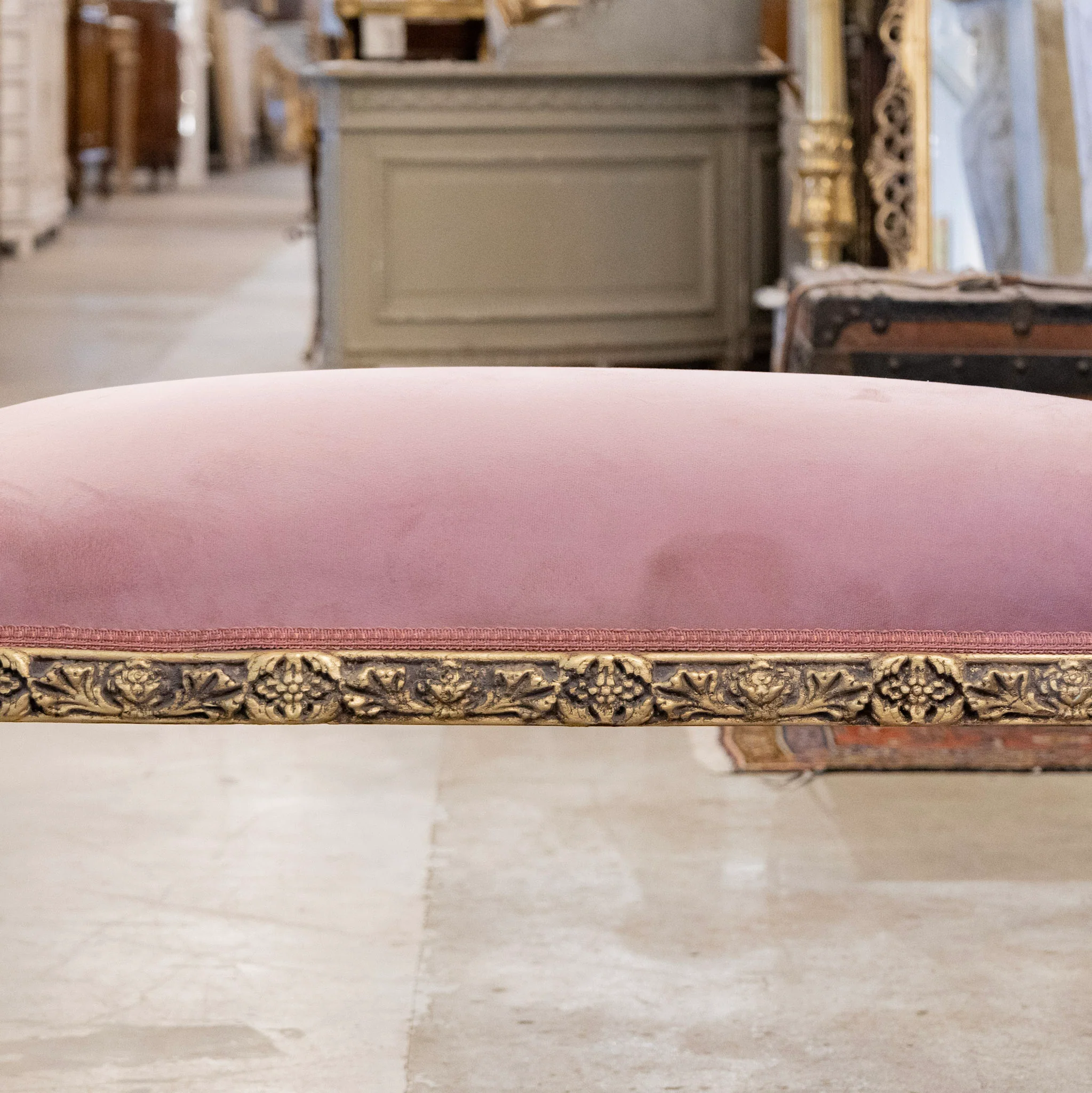 Louis XVI Gilded Cane Bench – Pink Velvet Upholstery & Floral Carvings - Image 3