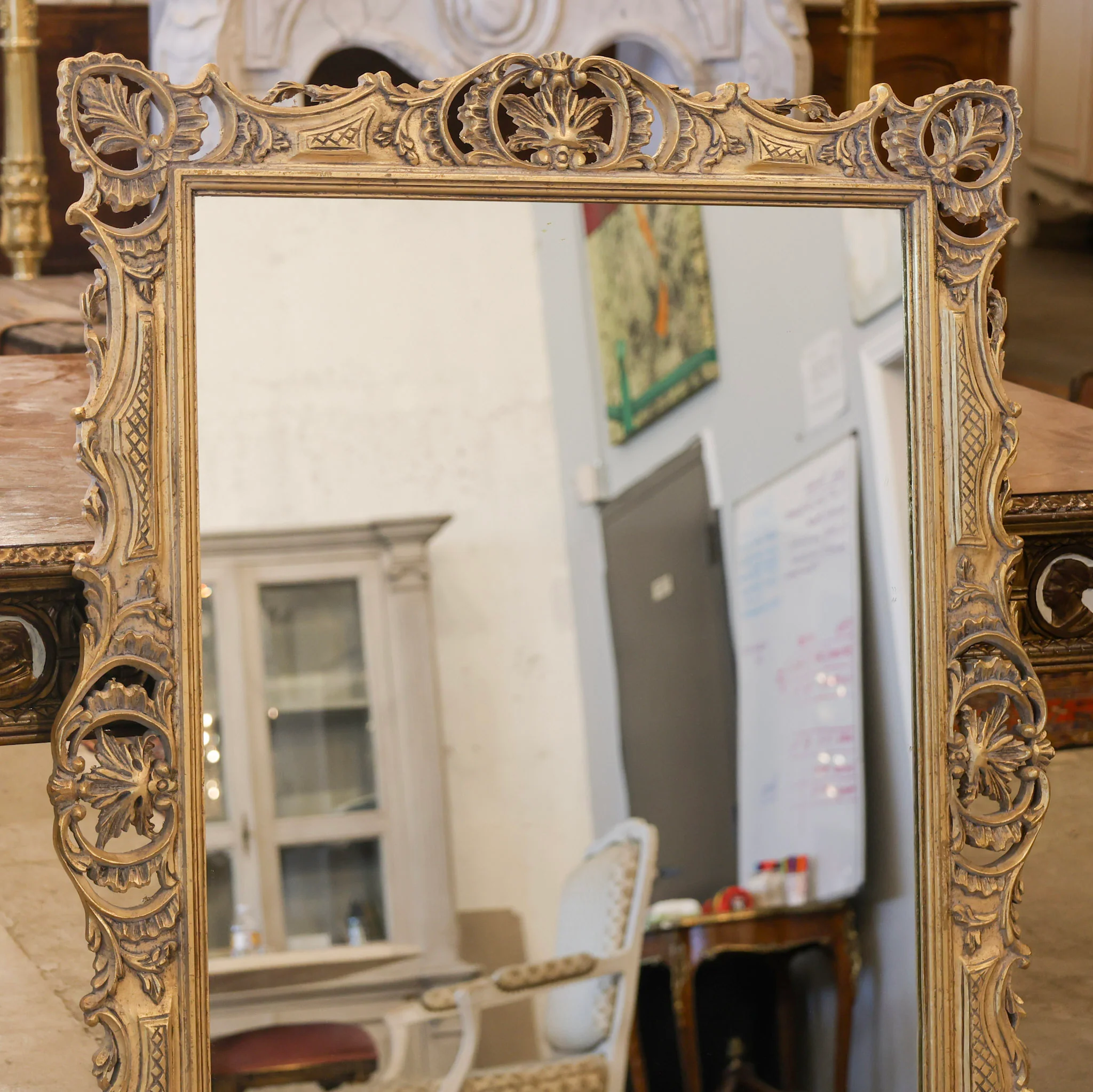 Louis XVI Gilded Frame Mirror – Ornate Leaf Frame with Lattice Pattern - Image 2