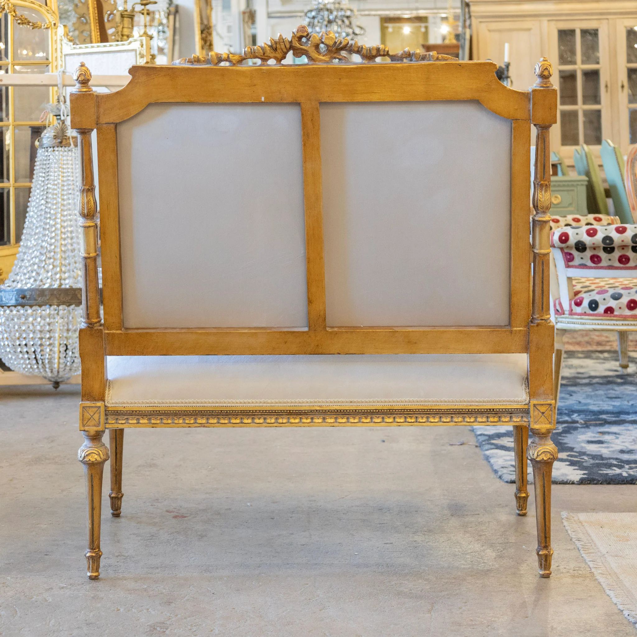 Louis XVI Gilded Loveseat Sofa – Two-Tone Carved Frame & Soft Grey Velvet Upholstery - Image 11