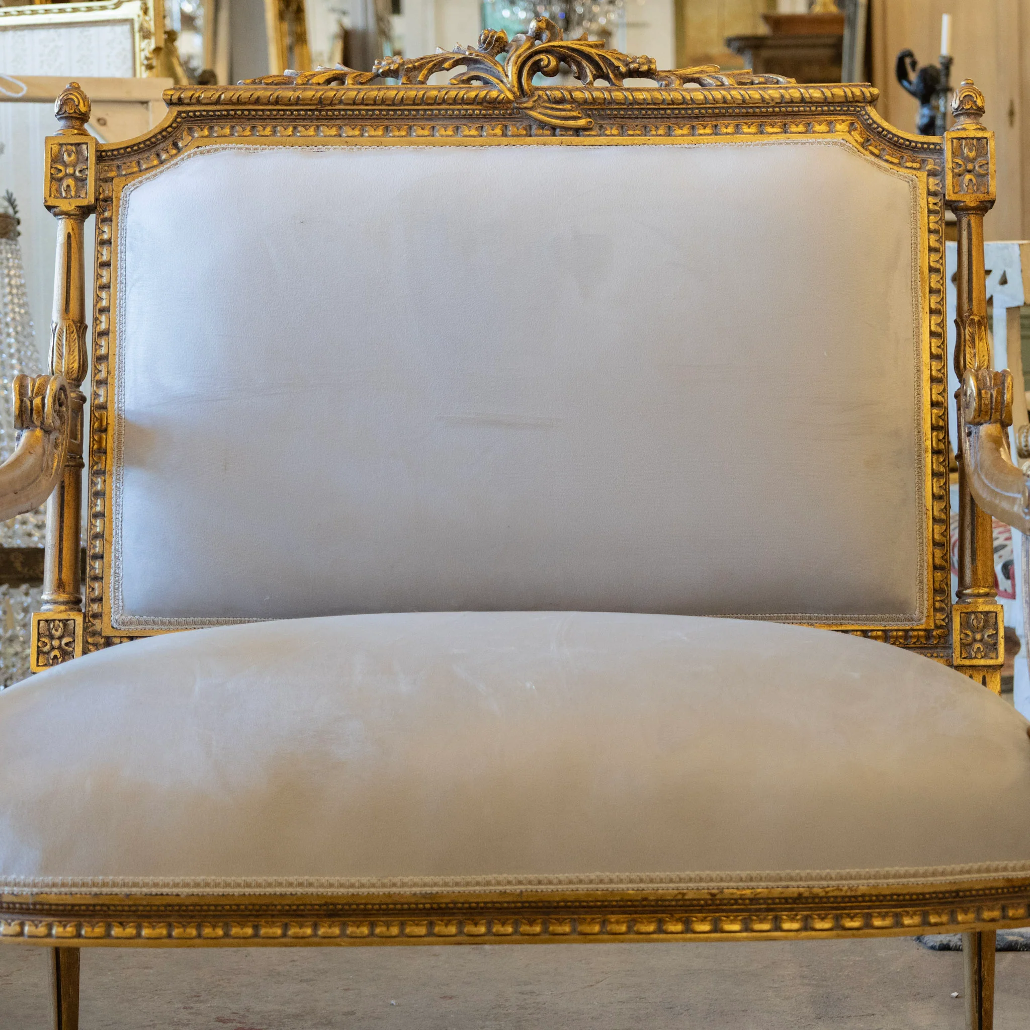 Louis XVI Gilded Loveseat Sofa – Two-Tone Carved Frame & Soft Grey Velvet Upholstery - Image 4