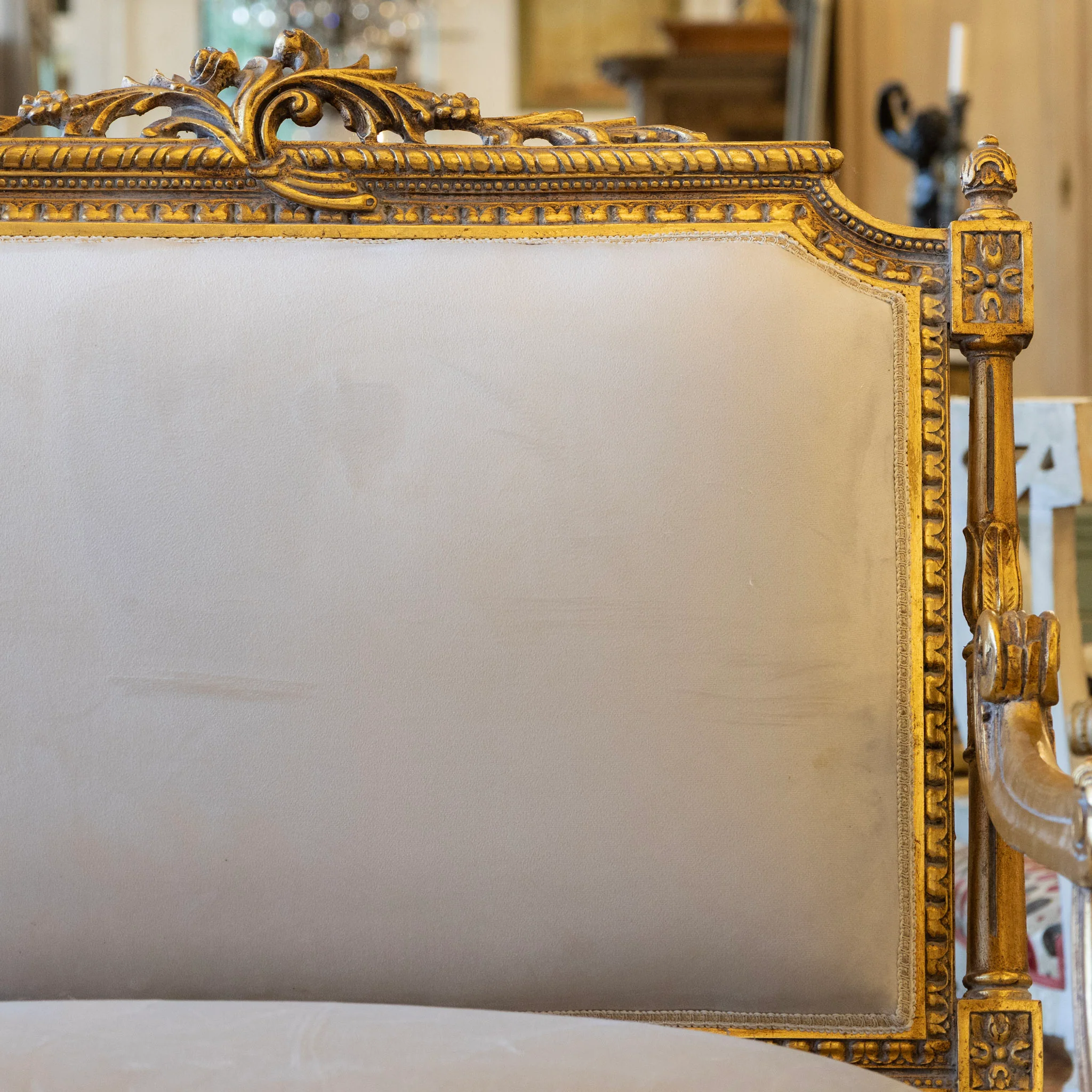 Louis XVI Gilded Loveseat Sofa – Two-Tone Carved Frame & Soft Grey Velvet Upholstery - Image 8