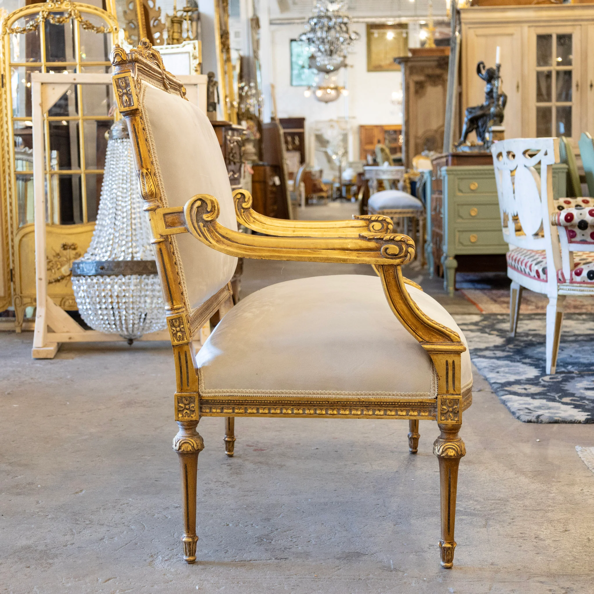 Louis XVI Gilded Loveseat Sofa – Two-Tone Carved Frame & Soft Grey Velvet Upholstery - Image 9