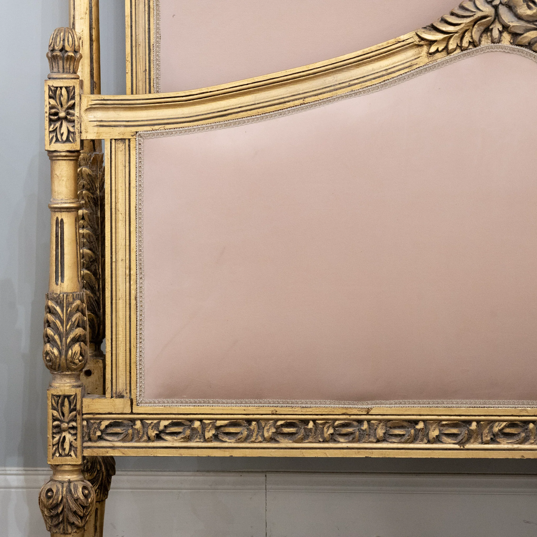 Louis XVI Gilded Queen Bed Set With Carved Heart Trim – Pink Velvet Upholstery - Image 7