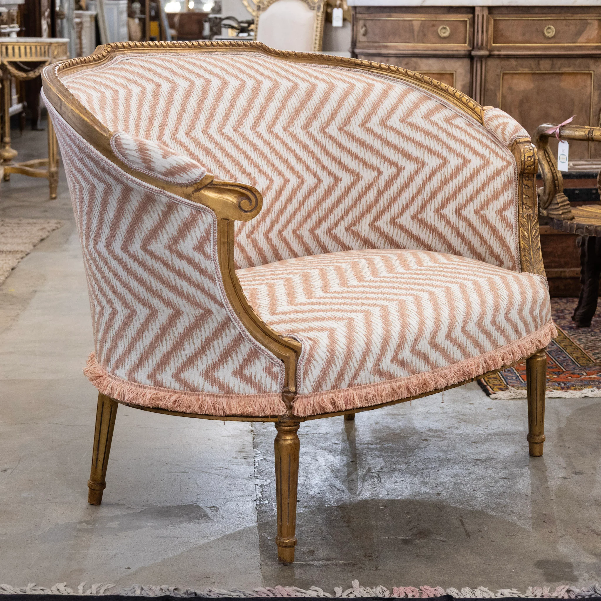 Louis XVI Gilded Settee – Pink Chevron Upholstery - Image 2
