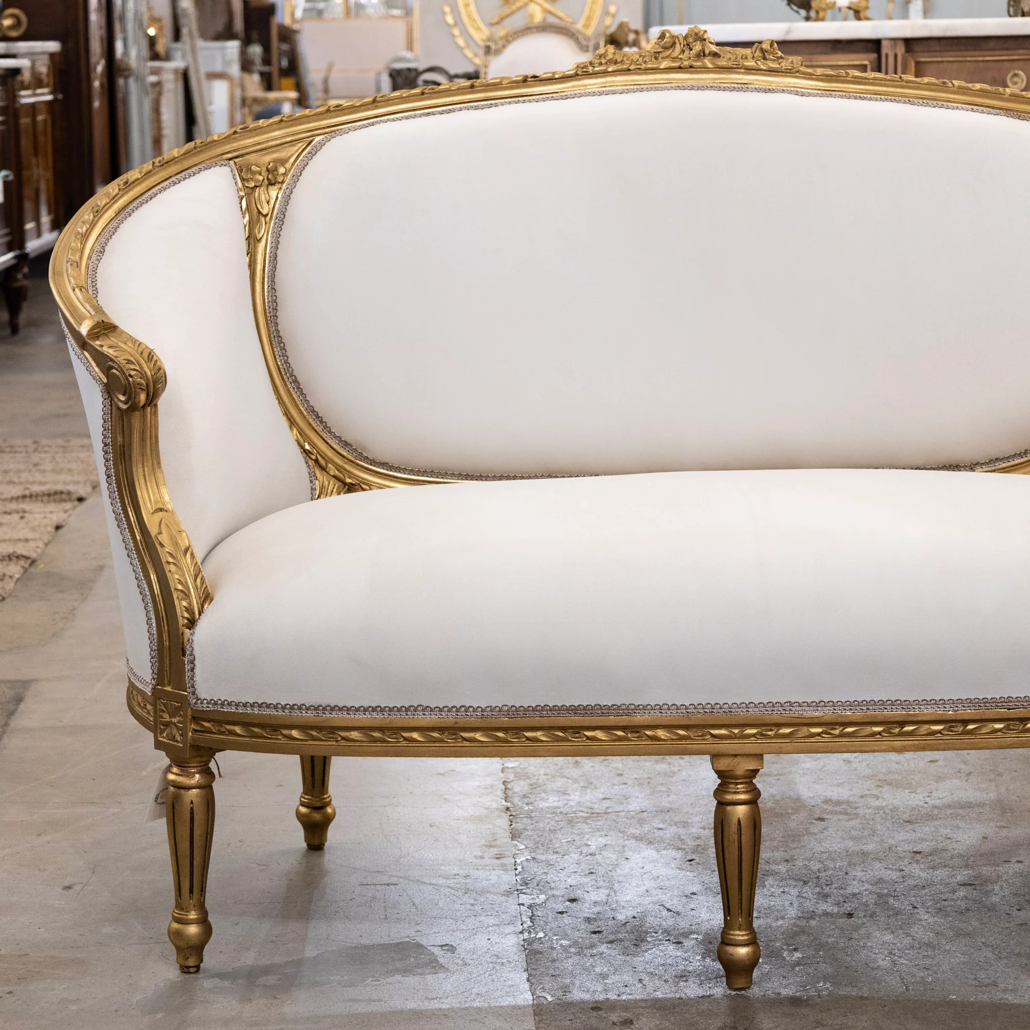 Louis XVI Gilded Settee – White Velvet Upholstery - Image 3