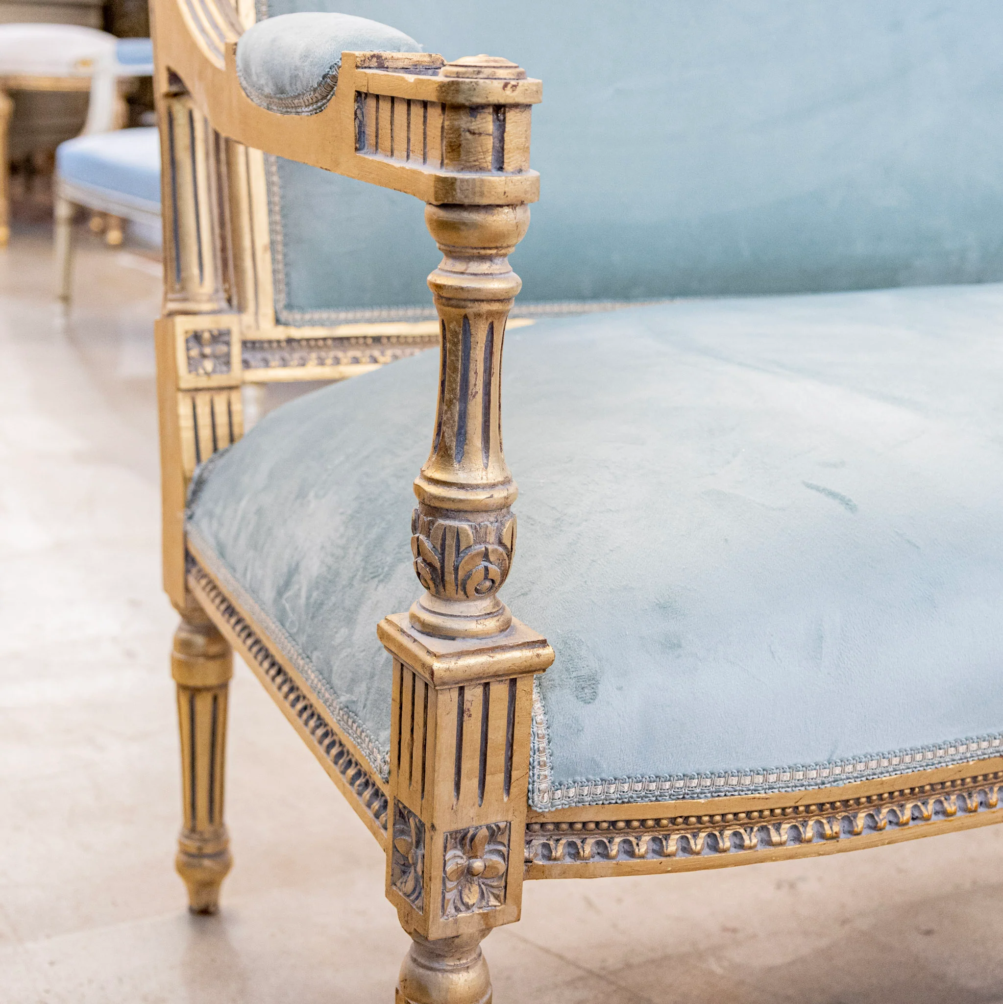 Louis XVI Gilded Sofa – Blue Velvet Upholstery - Image 7