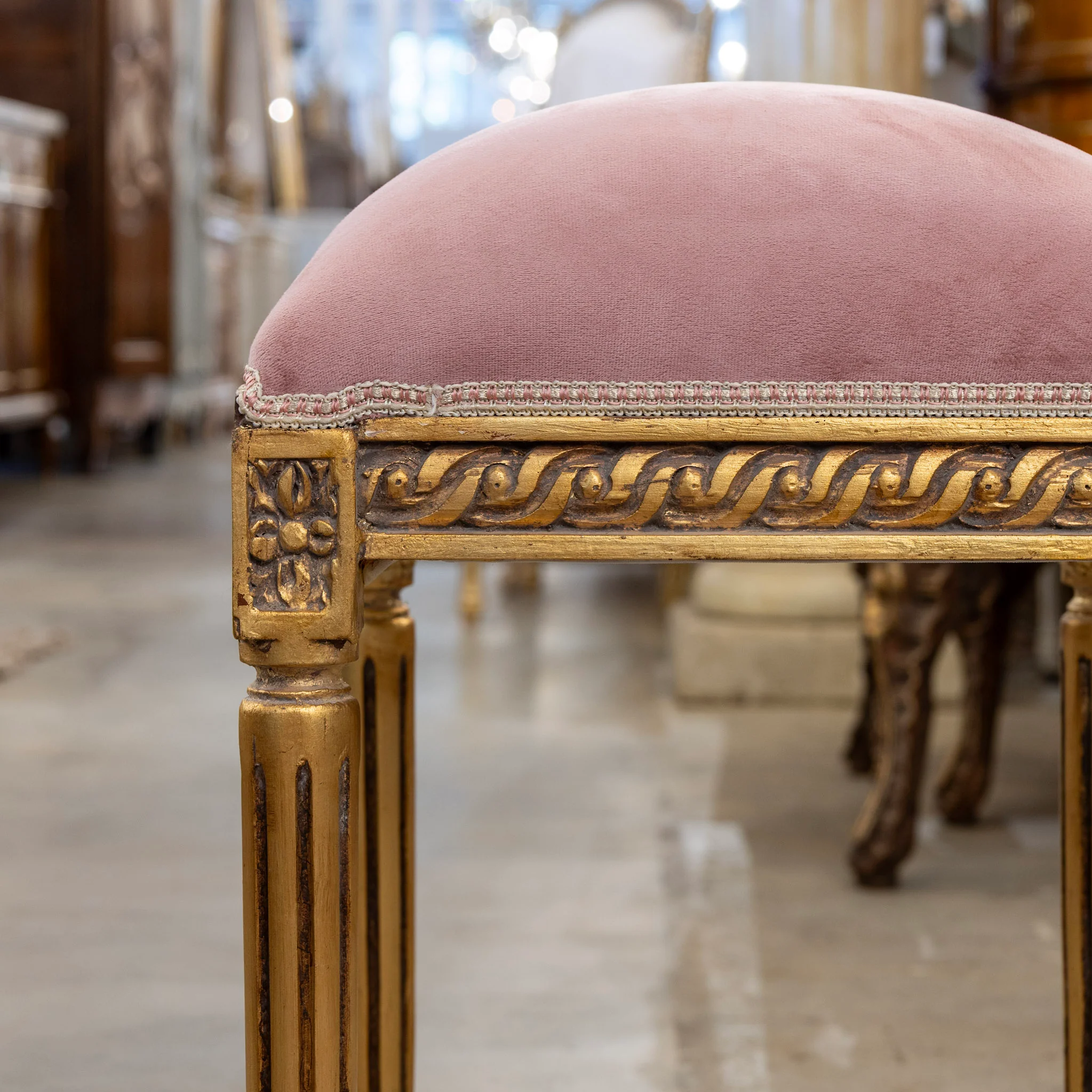 Louis XVI Gilded Square Stool – Pink Velvet Upholstery - Image 4