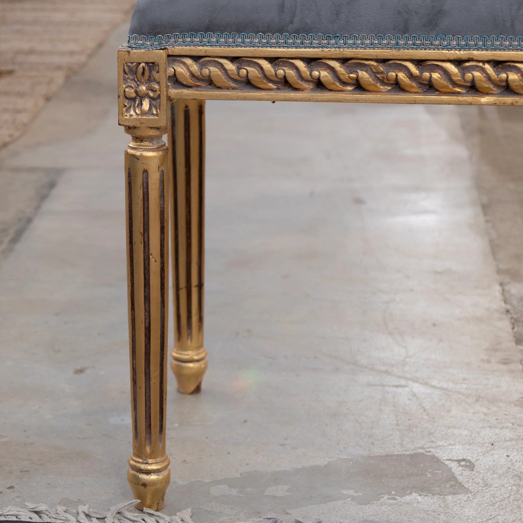 Louis XVI Gilded Stool – Dark Blue Velvet Upholstery - Image 3